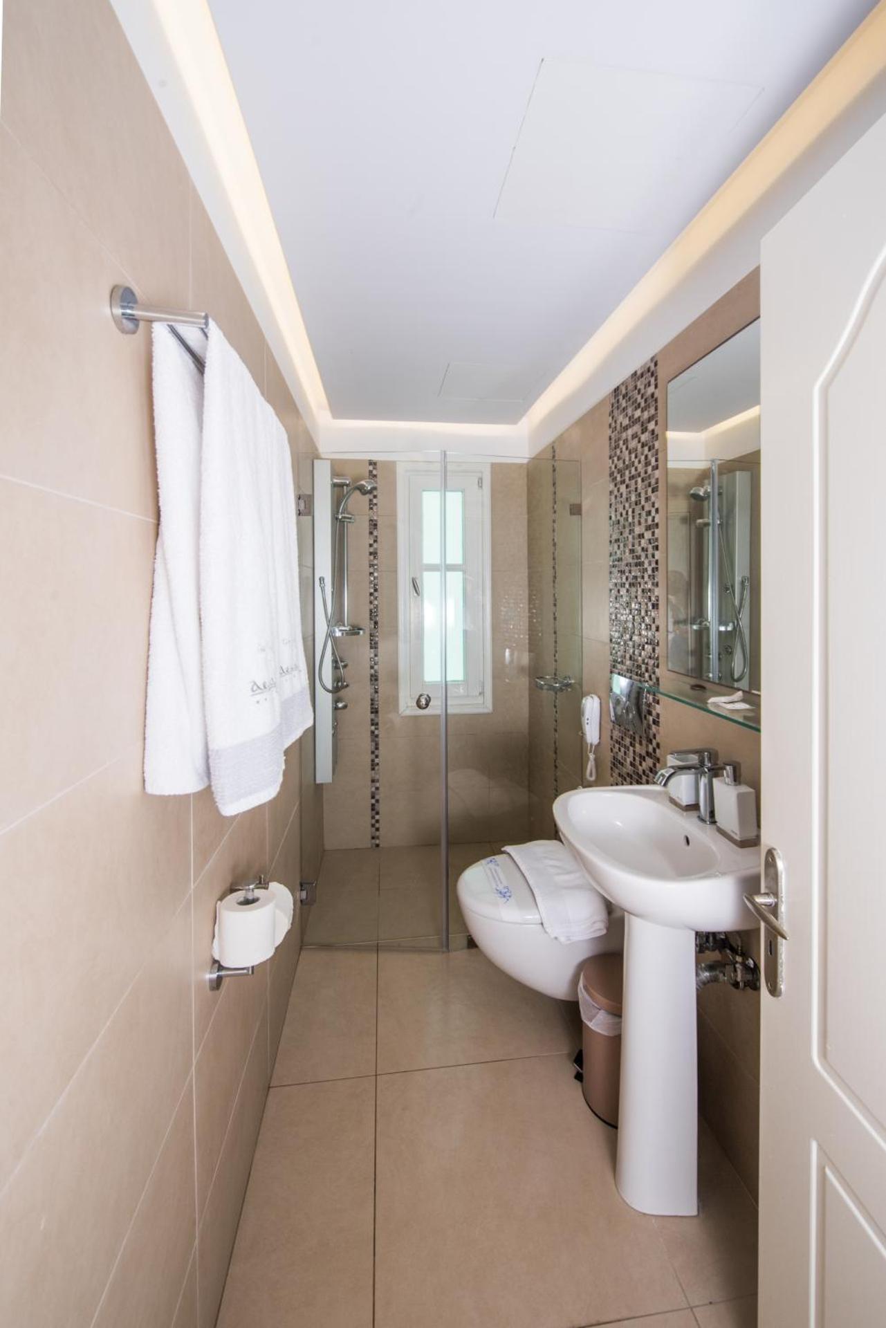 Aegialis Hotel & Spa - Photo 76