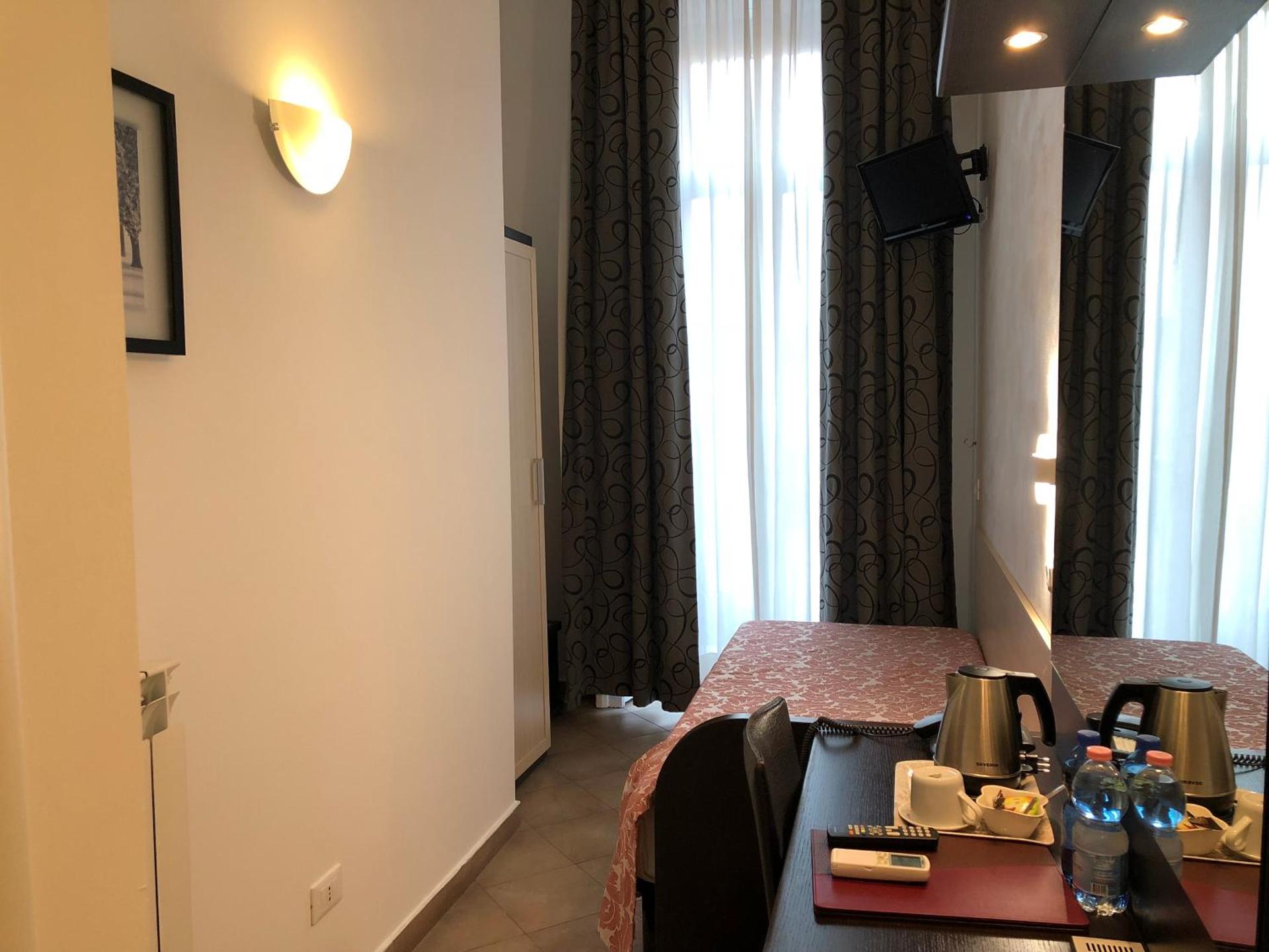 Hotel Brenta Milano - Photo 3