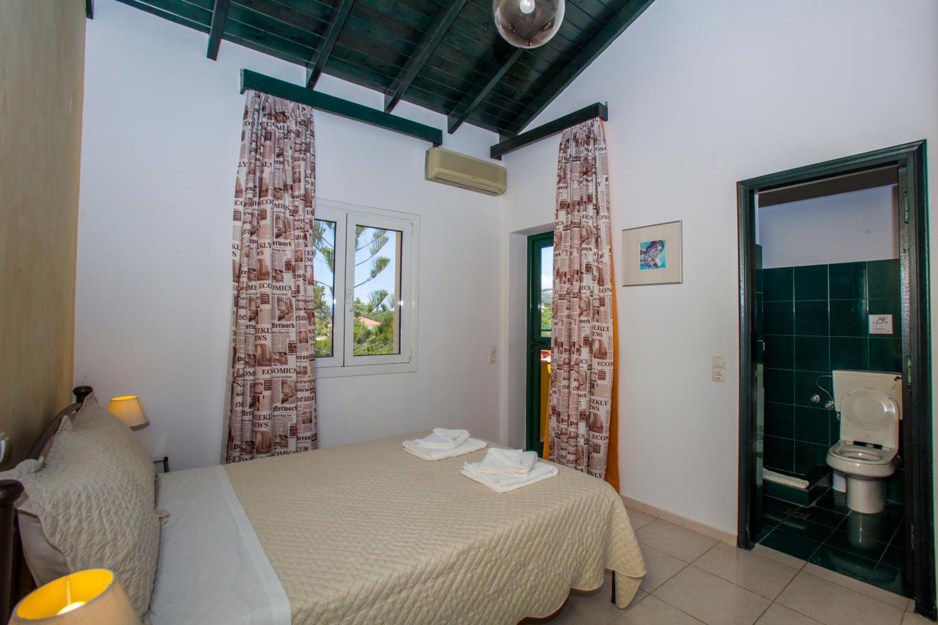 Sandy Beach Villas and Apartments - Photo 41