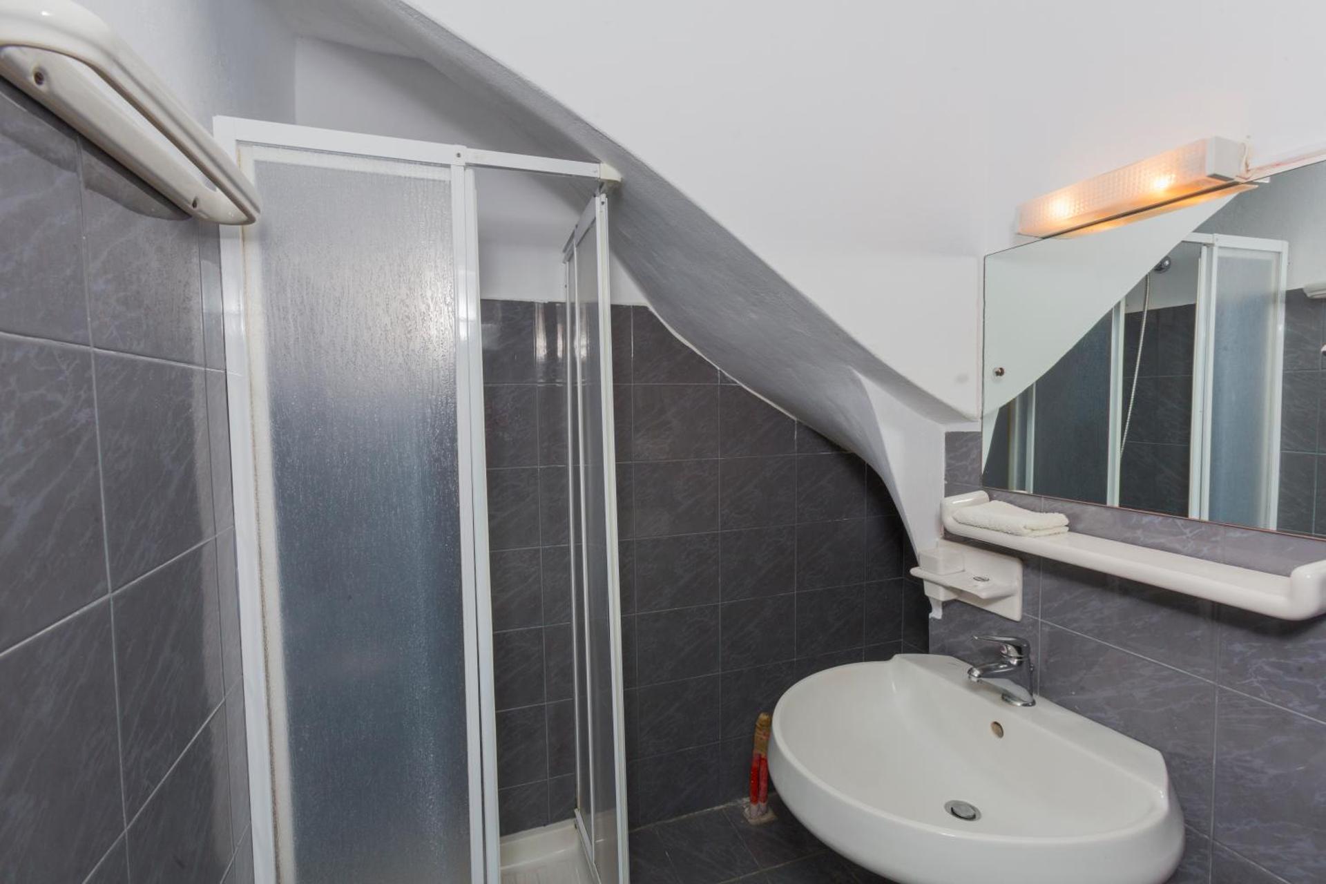 Sandy Beach Villas and Apartments - Photo 61