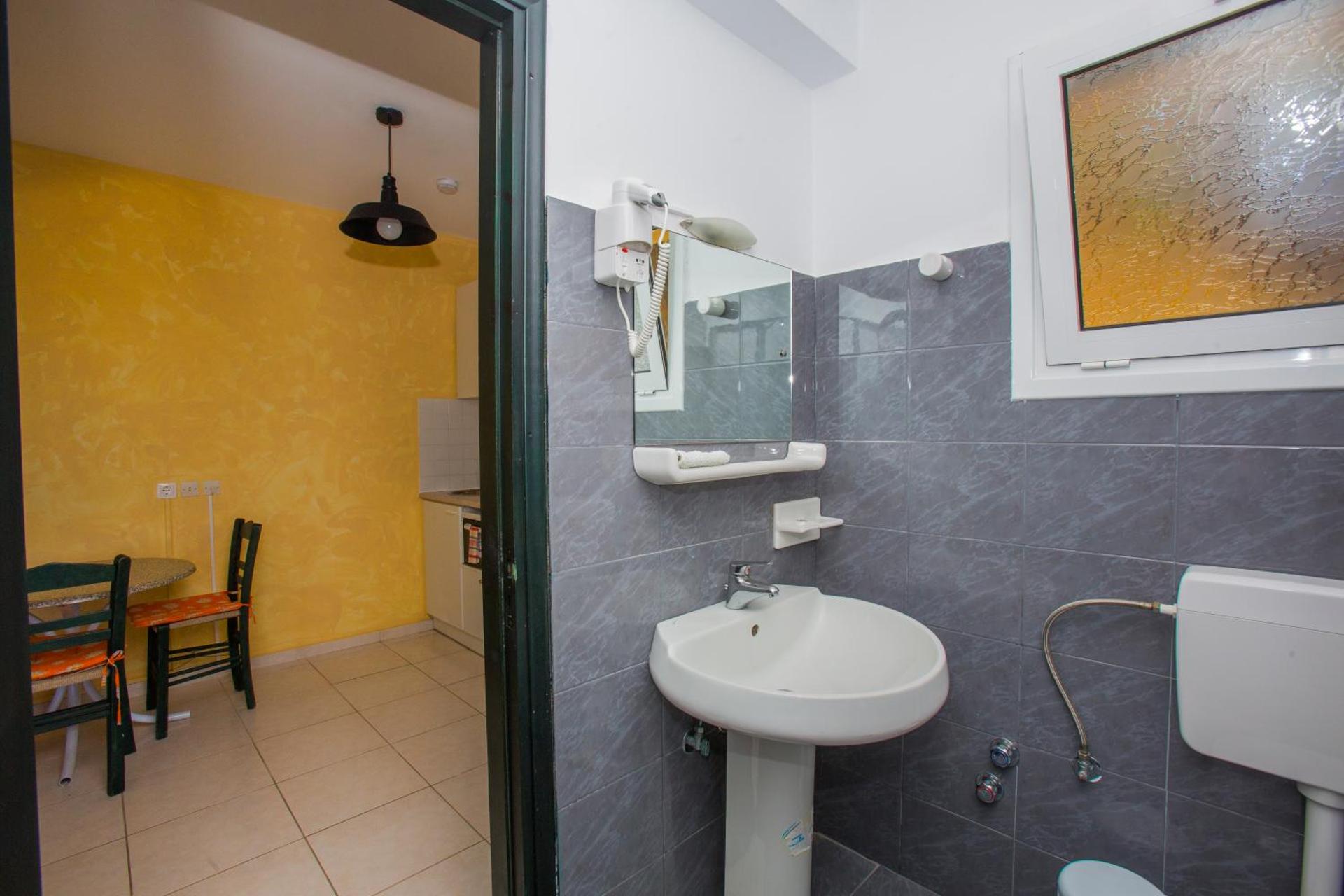 Sandy Beach Villas and Apartments - Photo 30