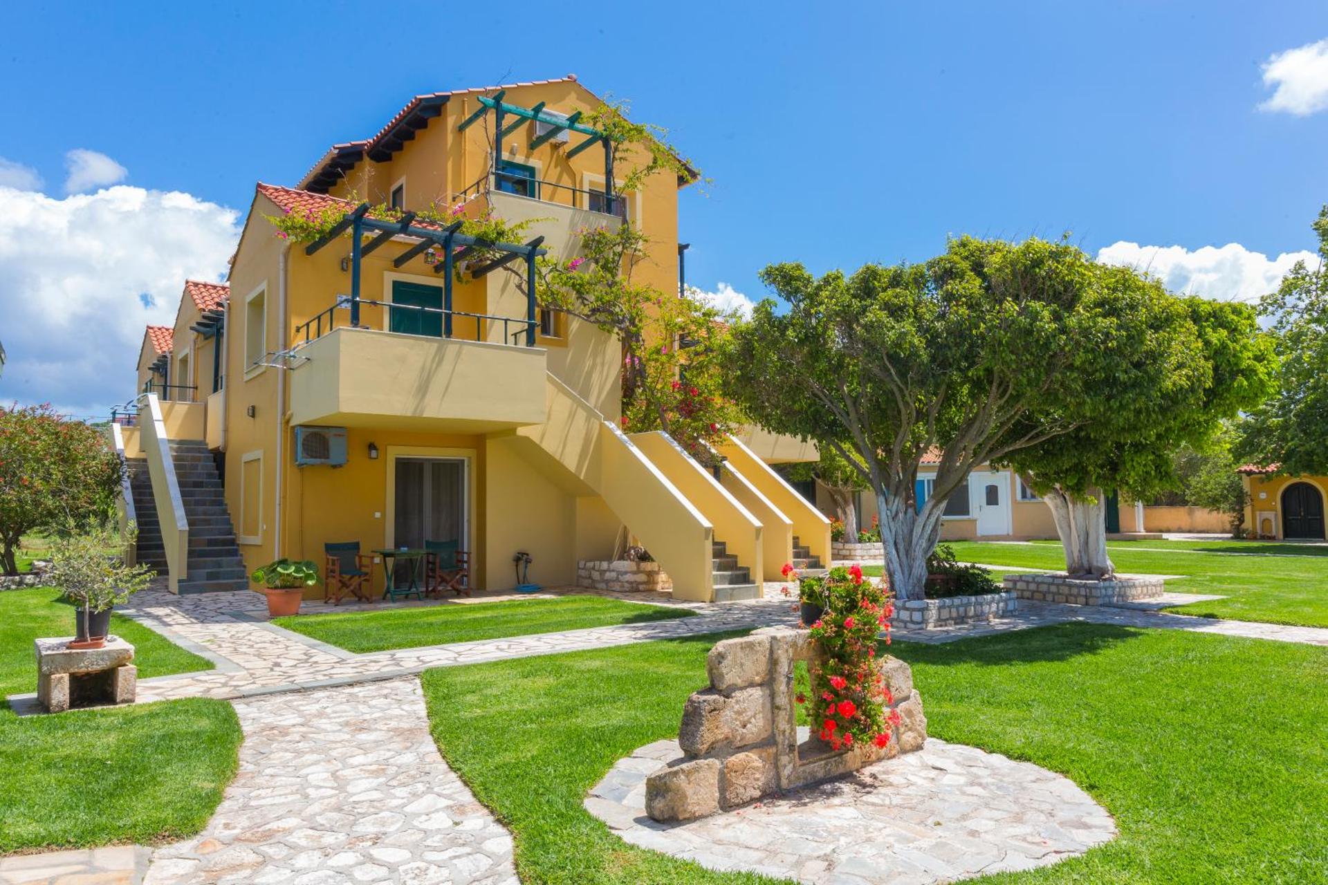 Sandy Beach Villas and Apartments - Photo 21