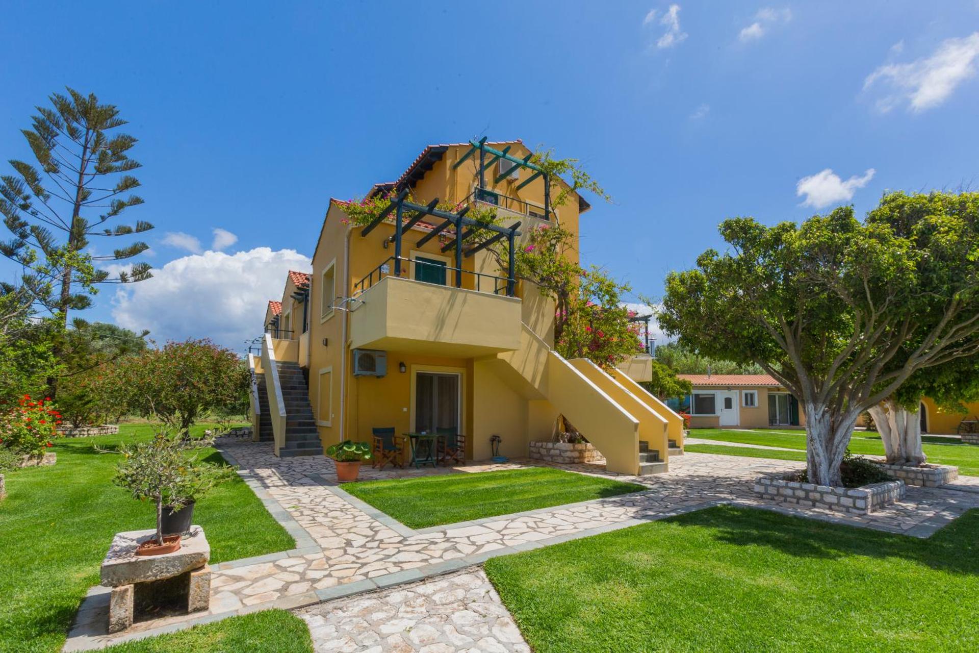 Sandy Beach Villas and Apartments - Photo 22