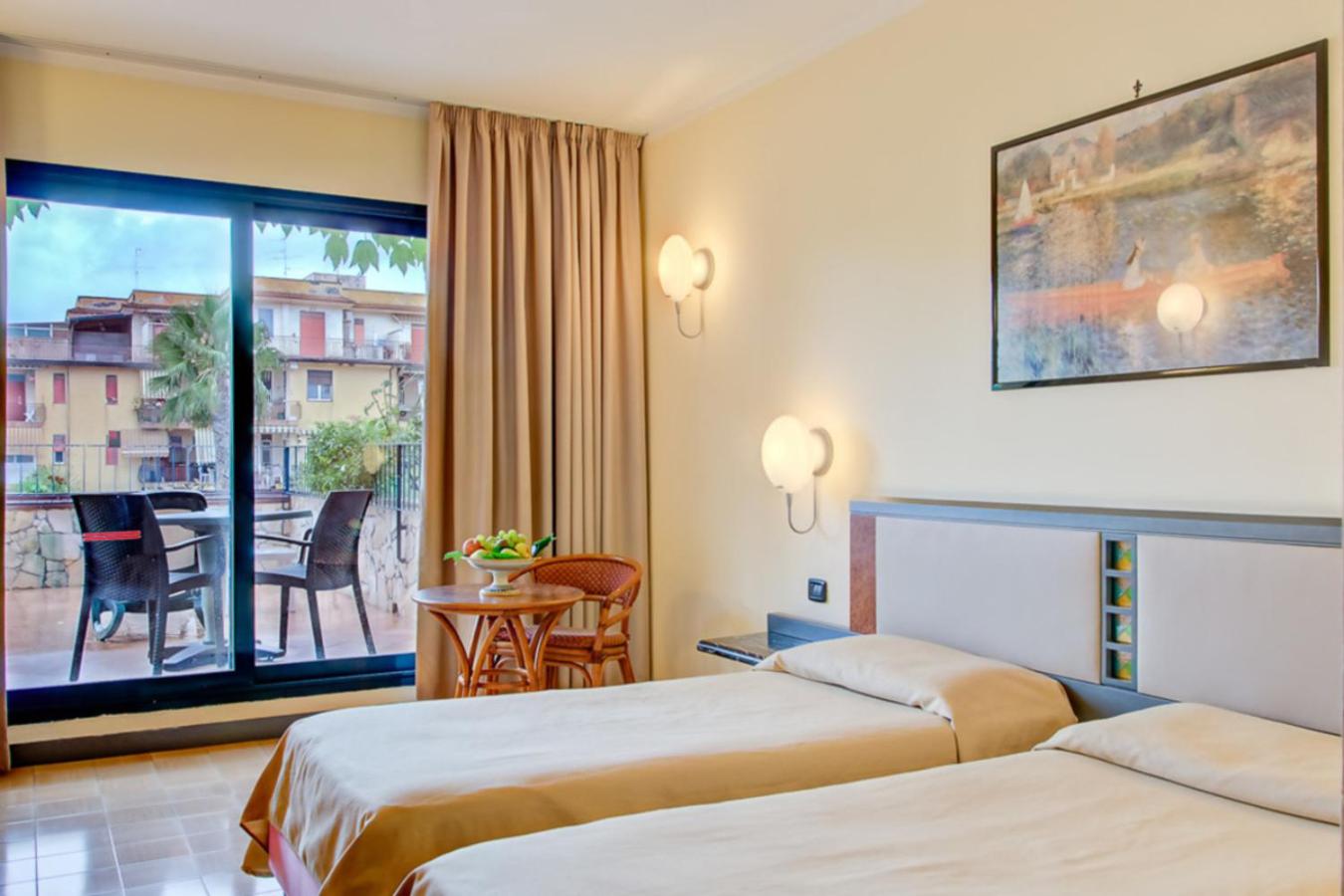 Hotel Caesar Palace - Photo 27