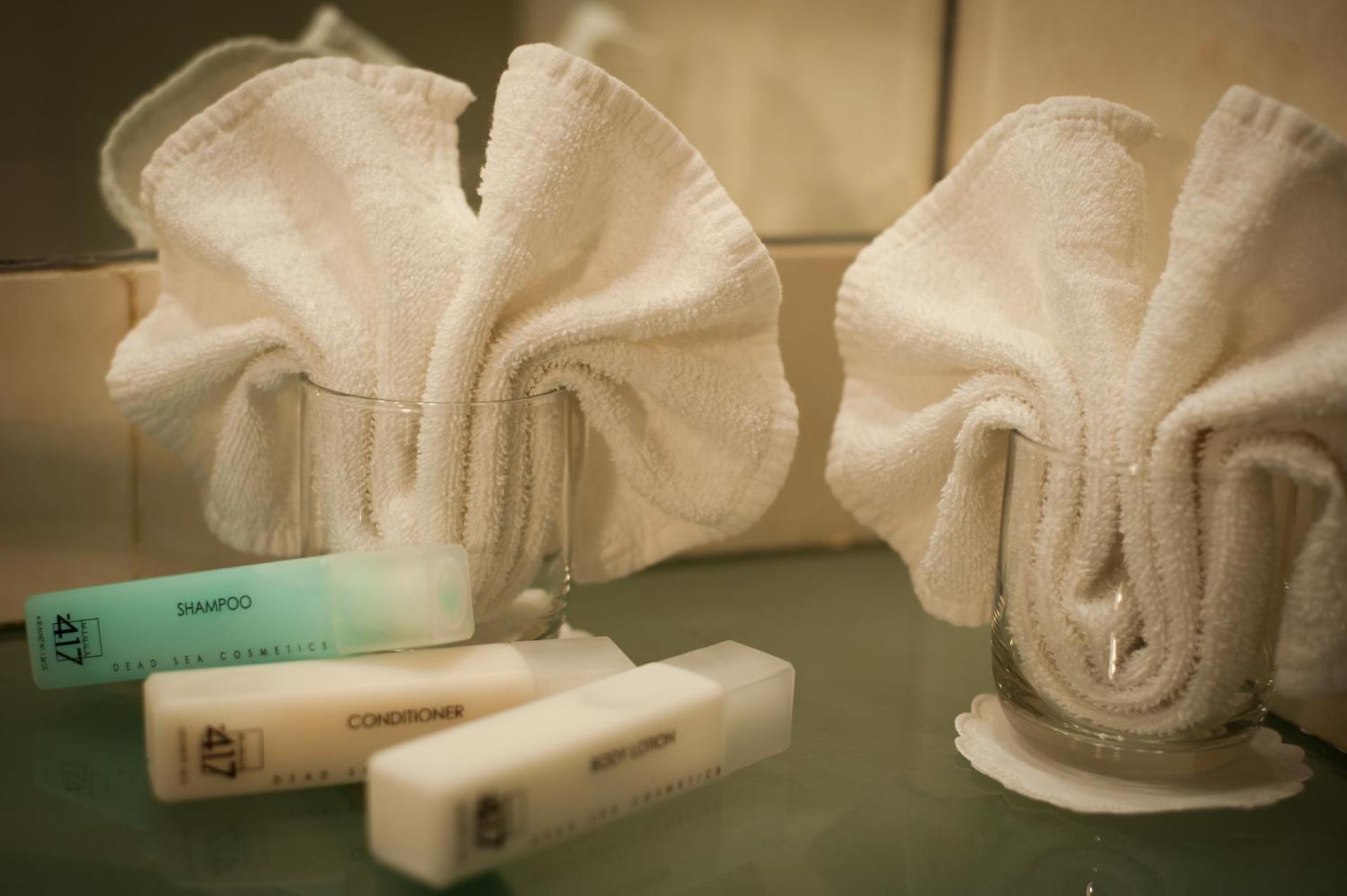 Jerusalem Gold Hotel - Photo 12