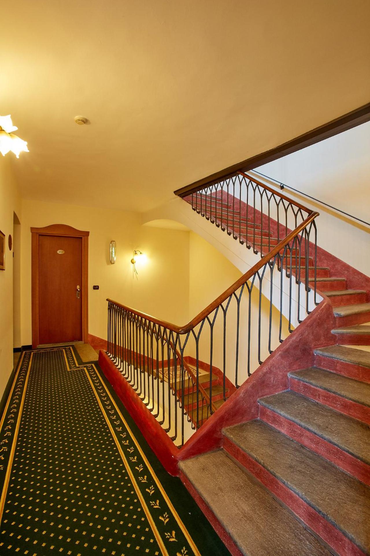 Liberty Hotel - Photo 4