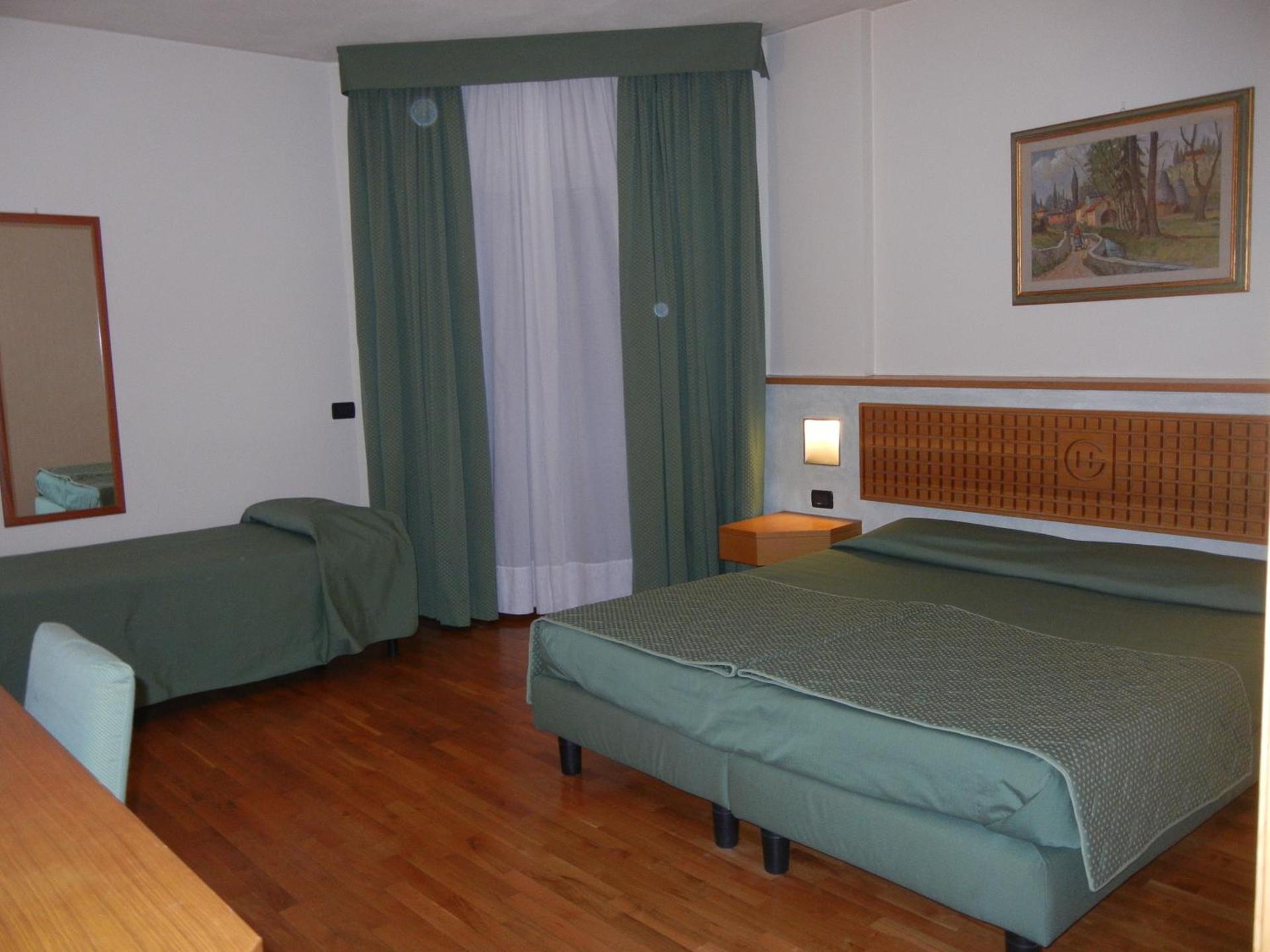 Hotel Ghibellino - Photo 17