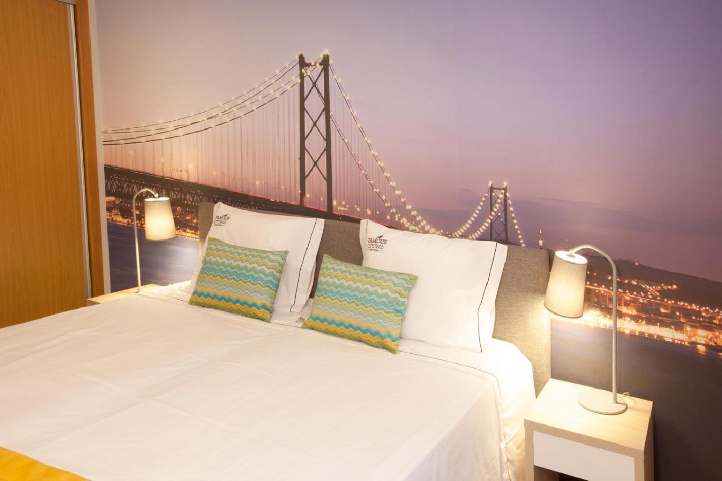 Famous Crows Lisbon Suites - Photo 4