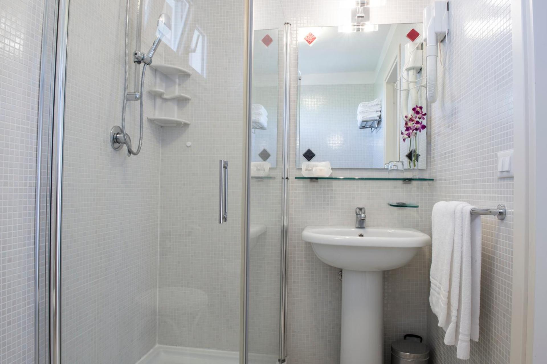 Park Hotel Maracaibo - Photo 32