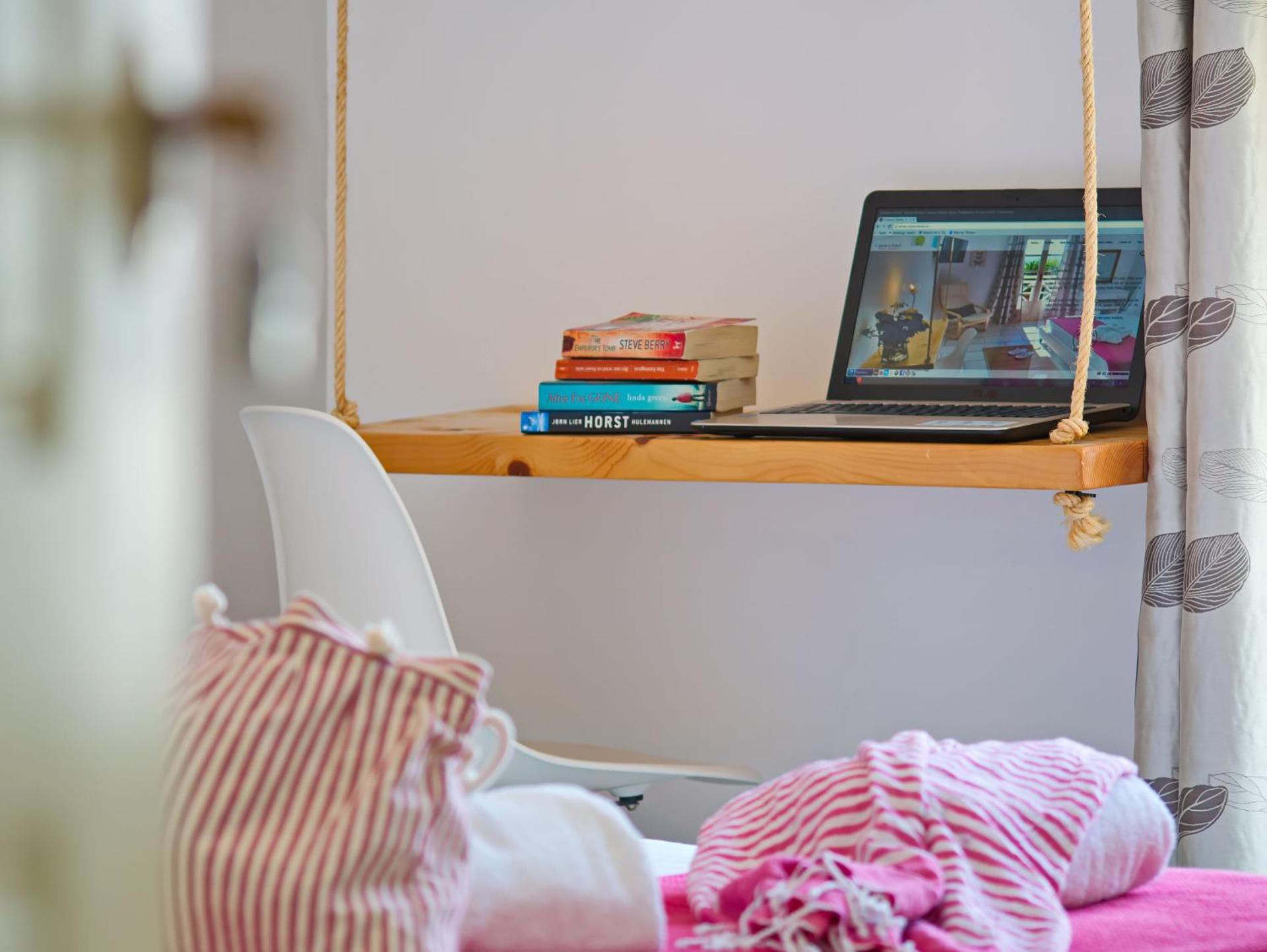 Camara Hotel - Photo 5