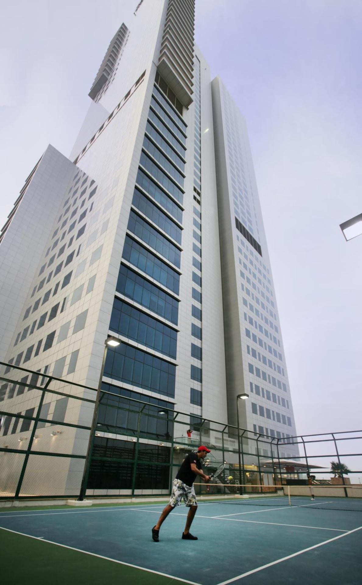 La Suite Dubai Hotel & Apartments - Photo 99