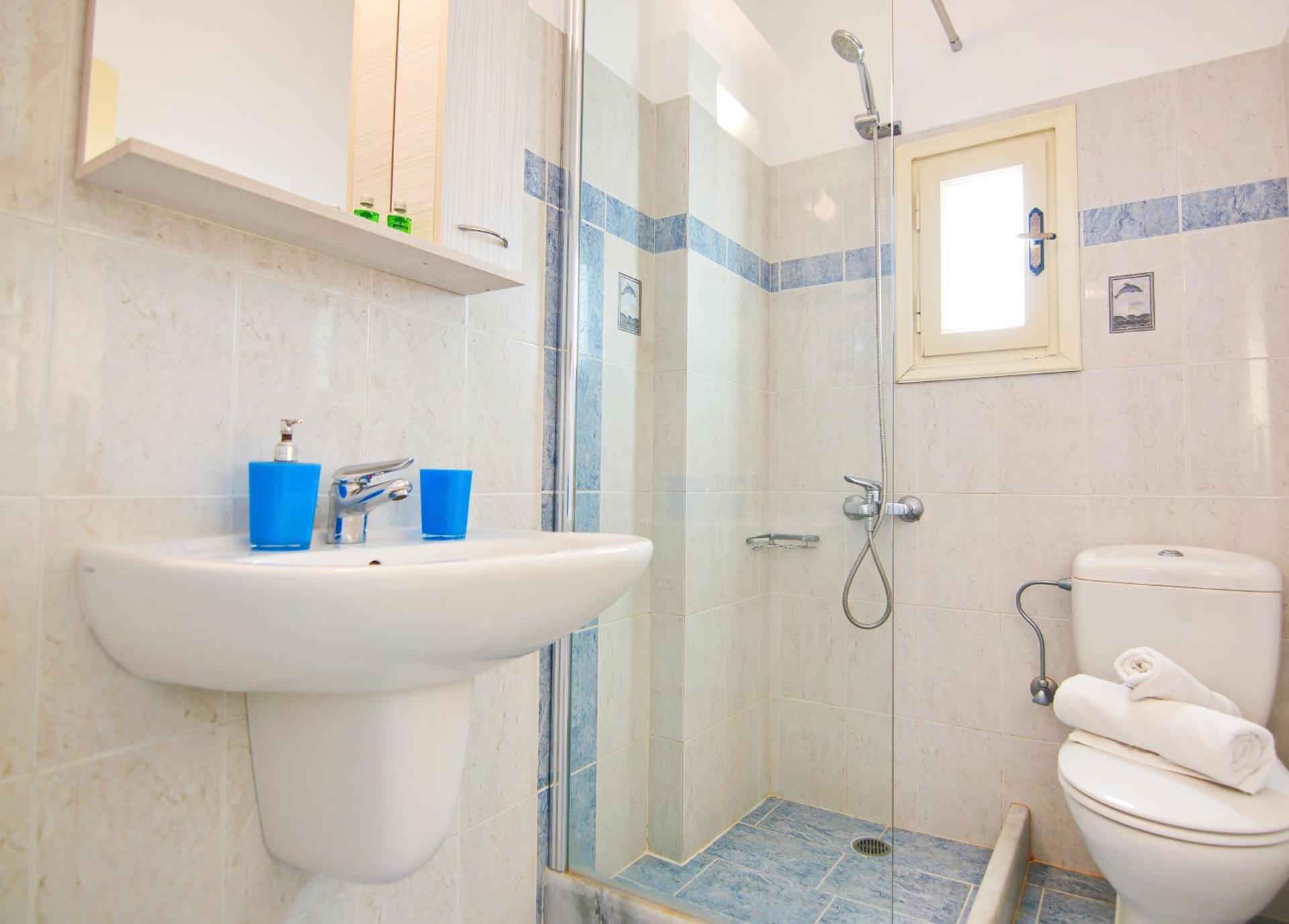 Camara Hotel - Photo 14