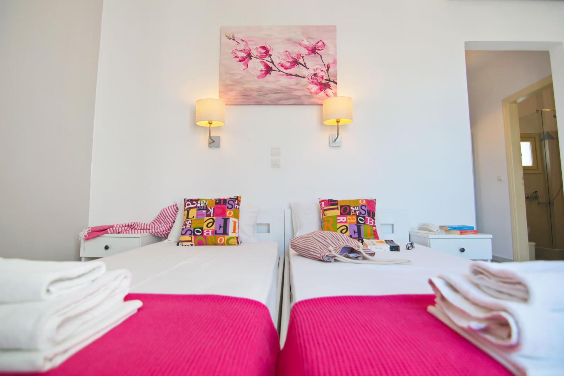 Camara Hotel - Photo 20