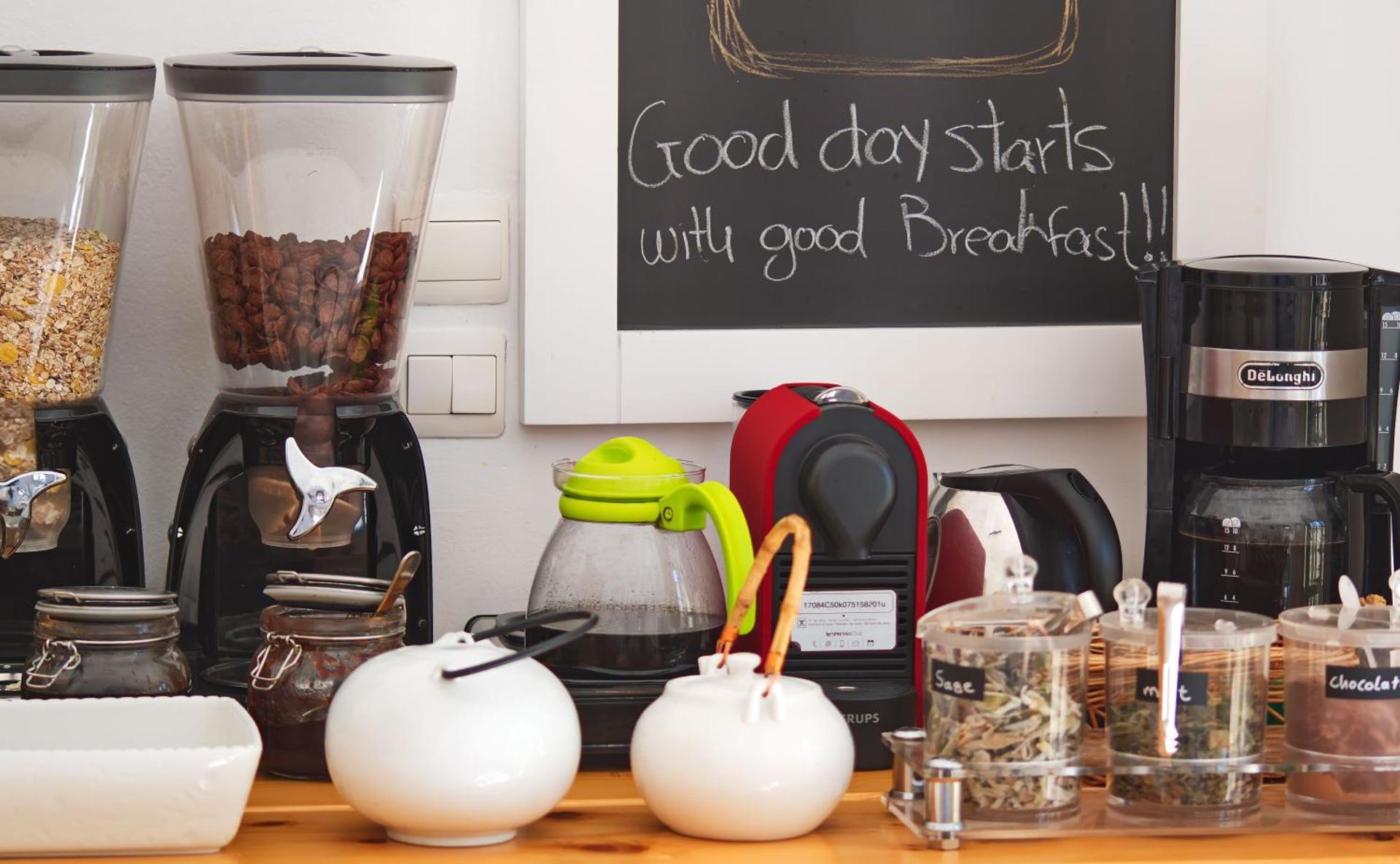 Camara Hotel - Photo 56