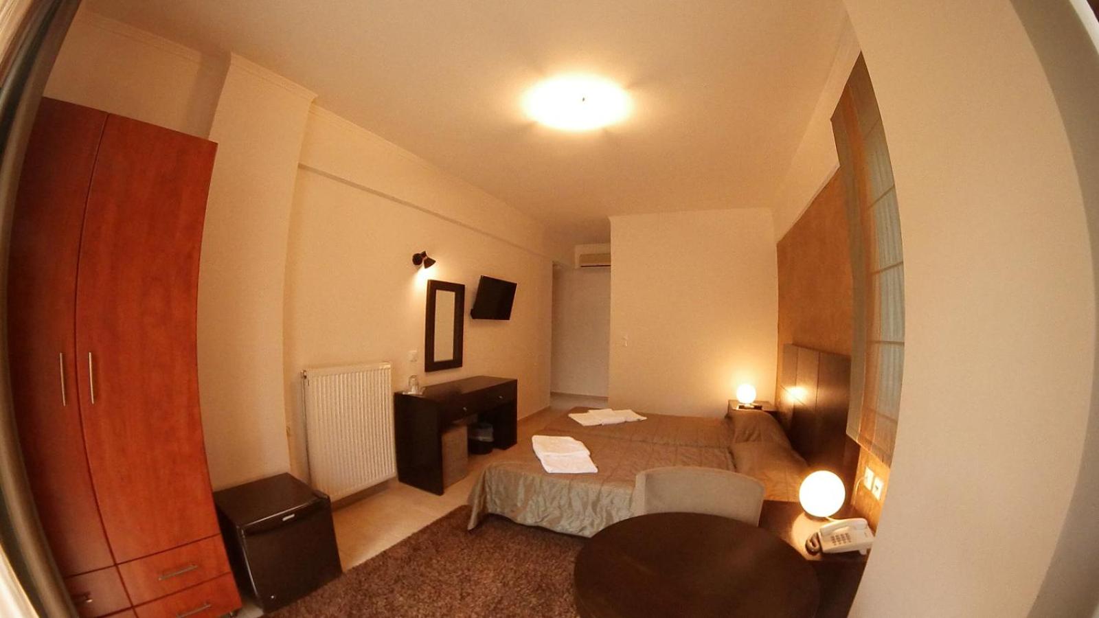 Ahilion Hotel - Photo 9