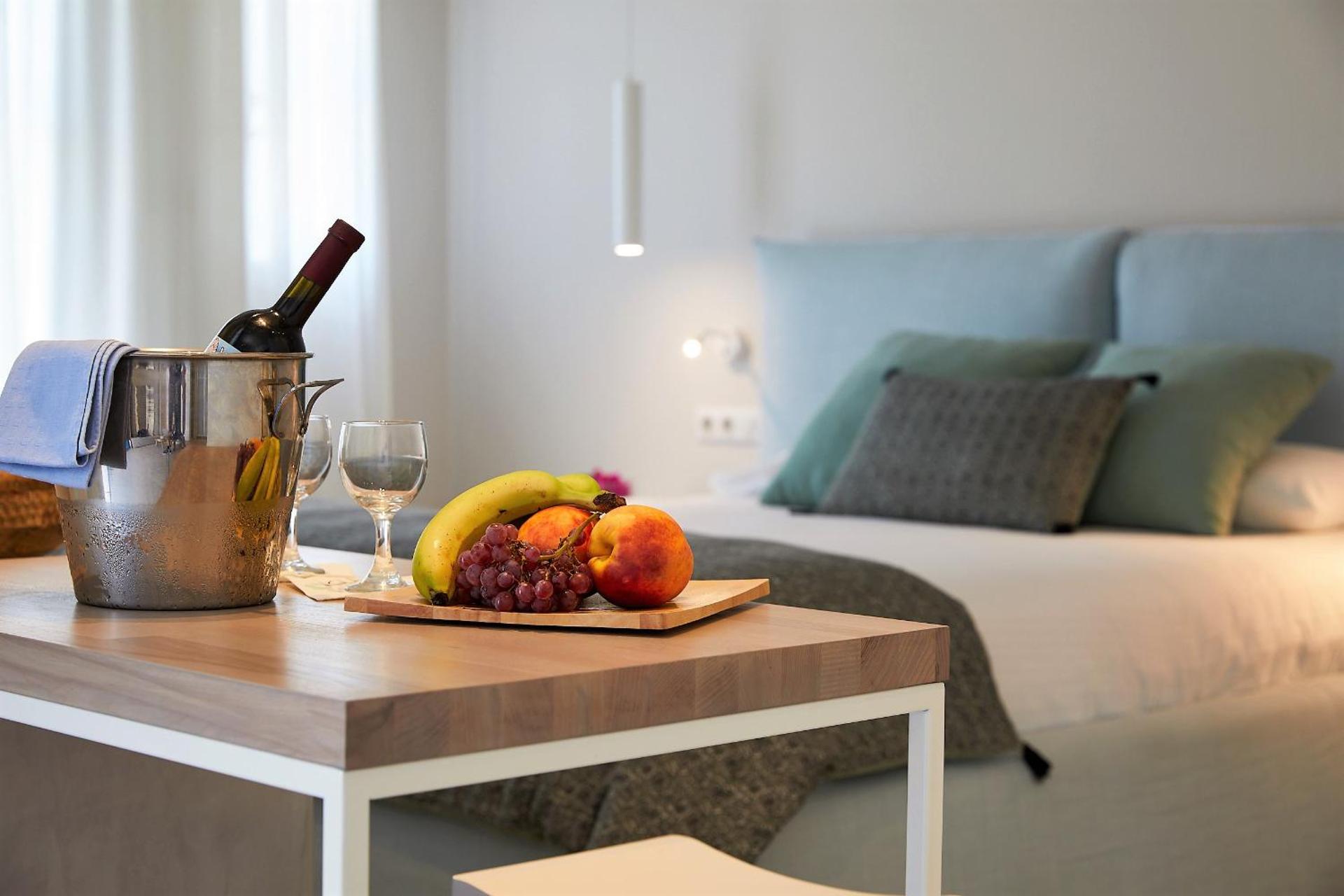 Vigla Hotel - Photo 21