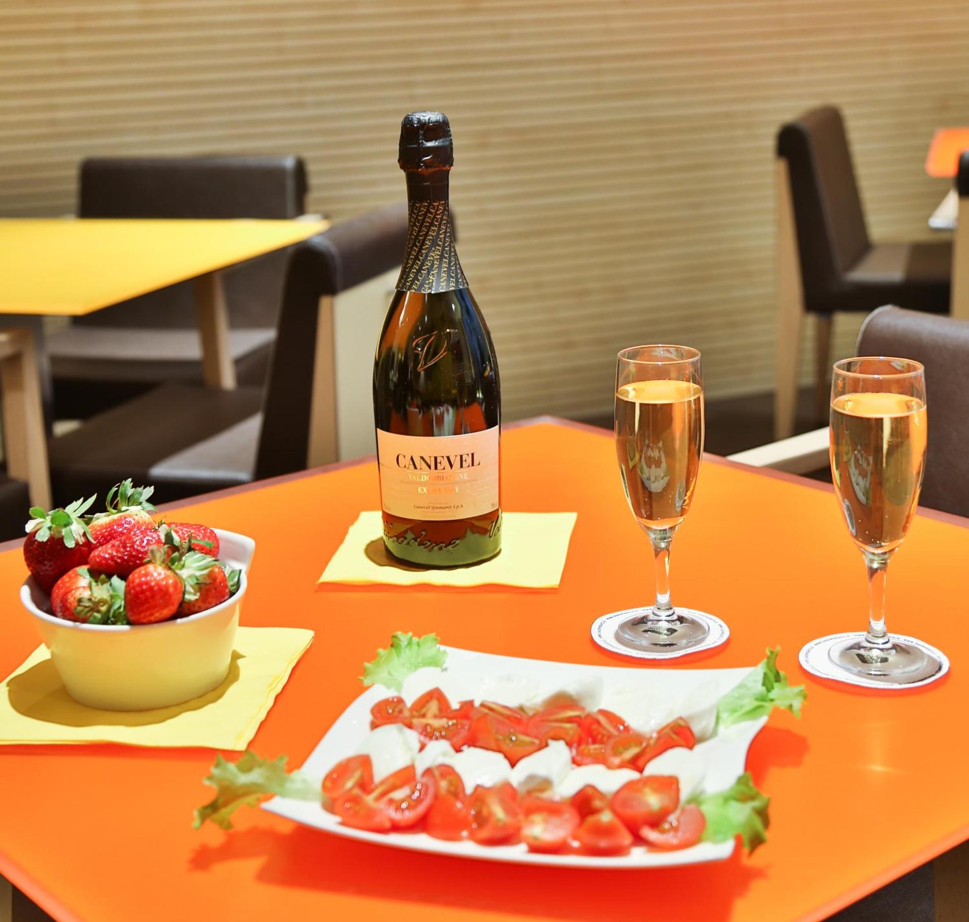 Best Western Plus City Hotel - Photo 109