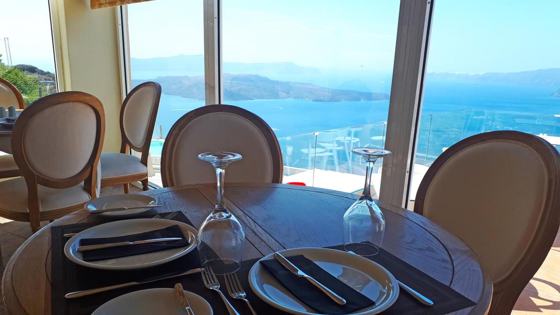 Suites of the Gods Cave Spa Hotel - Photo 2