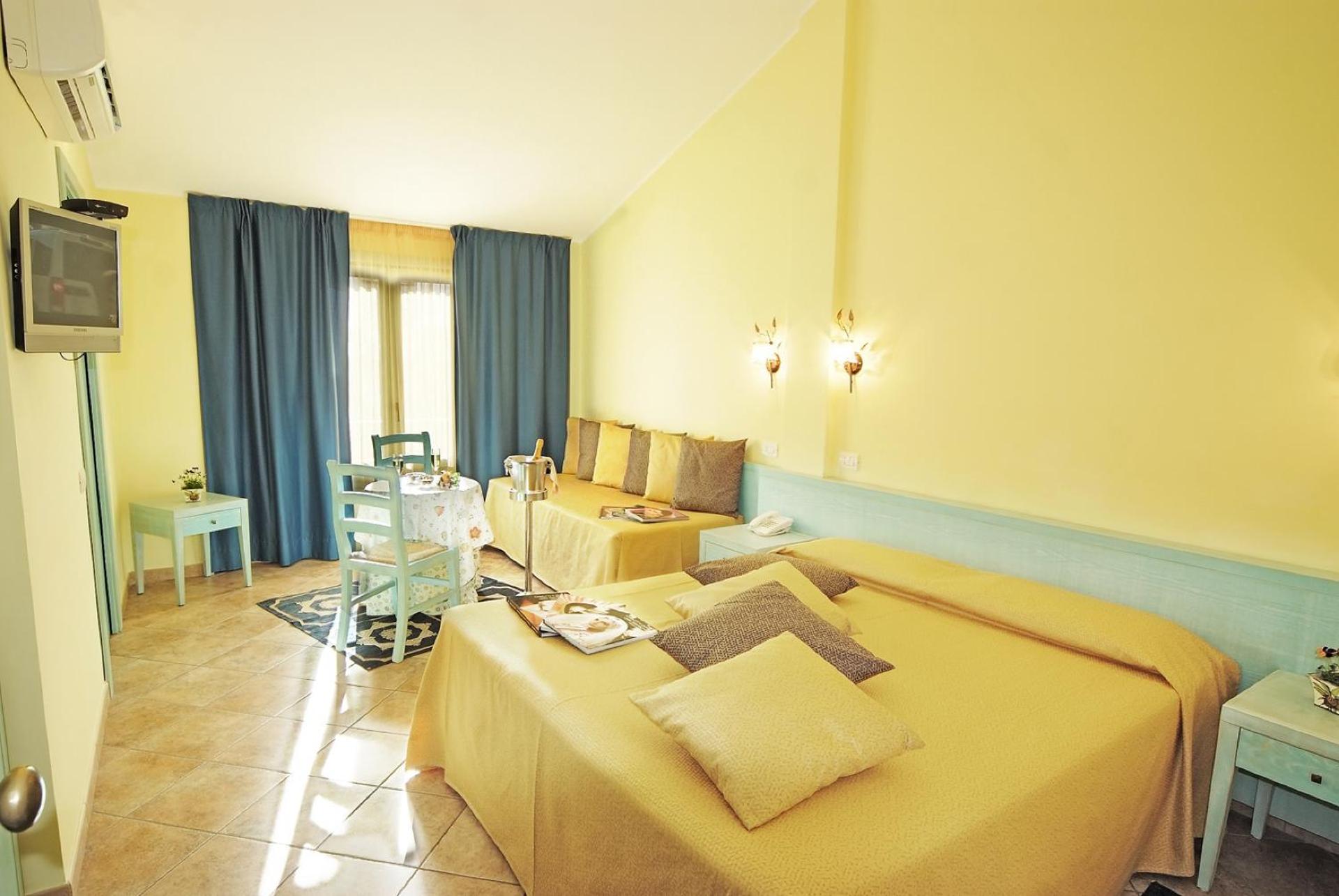 Hotel Del Corso - Photo 54