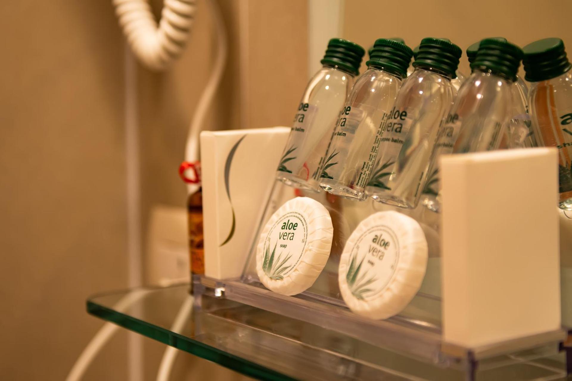 Hotel Airport Tirana - Photo 51