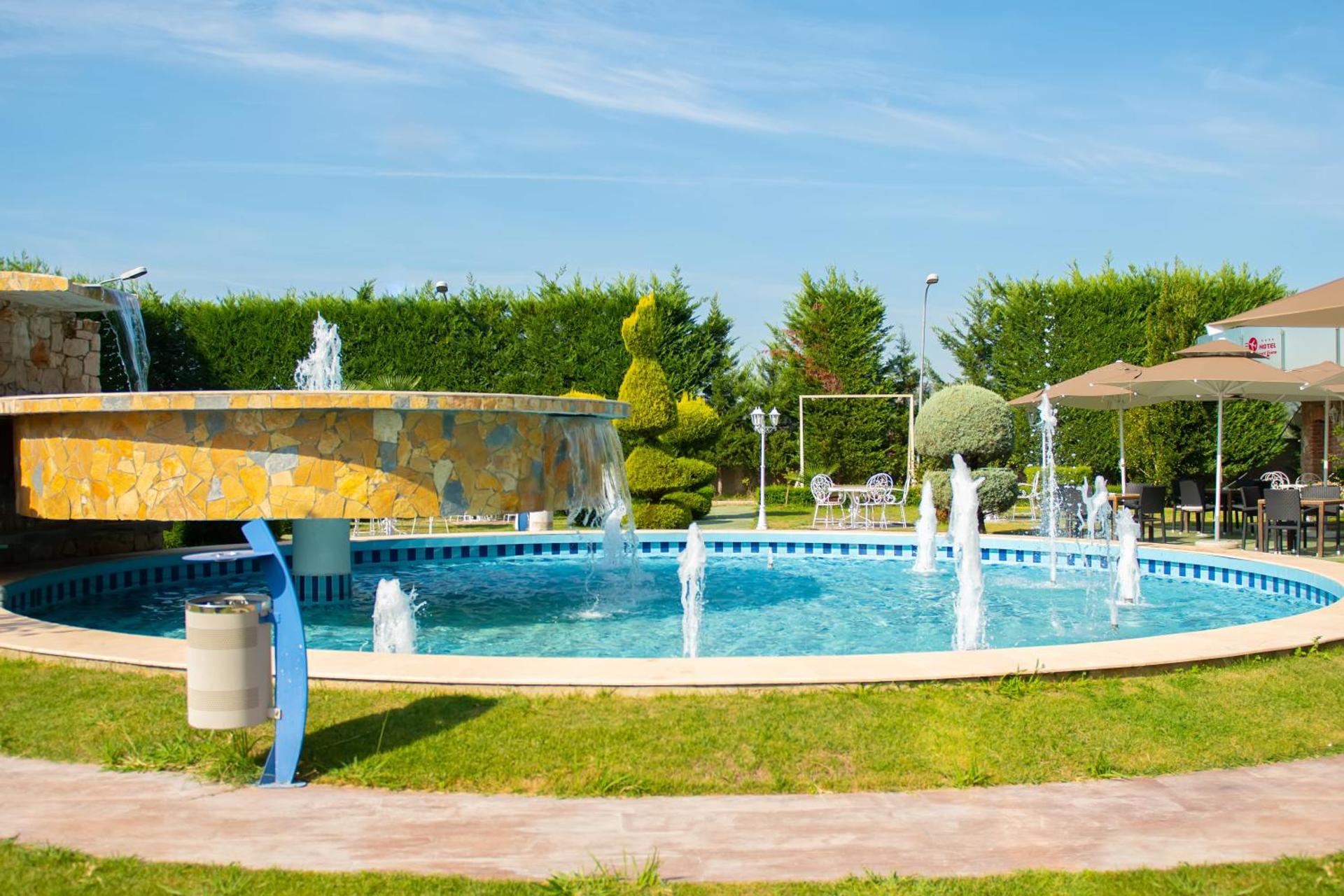 Hotel Airport Tirana - Photo 67