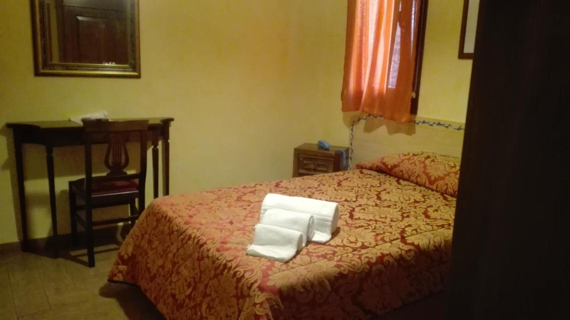 Single Room with Private Bathroom