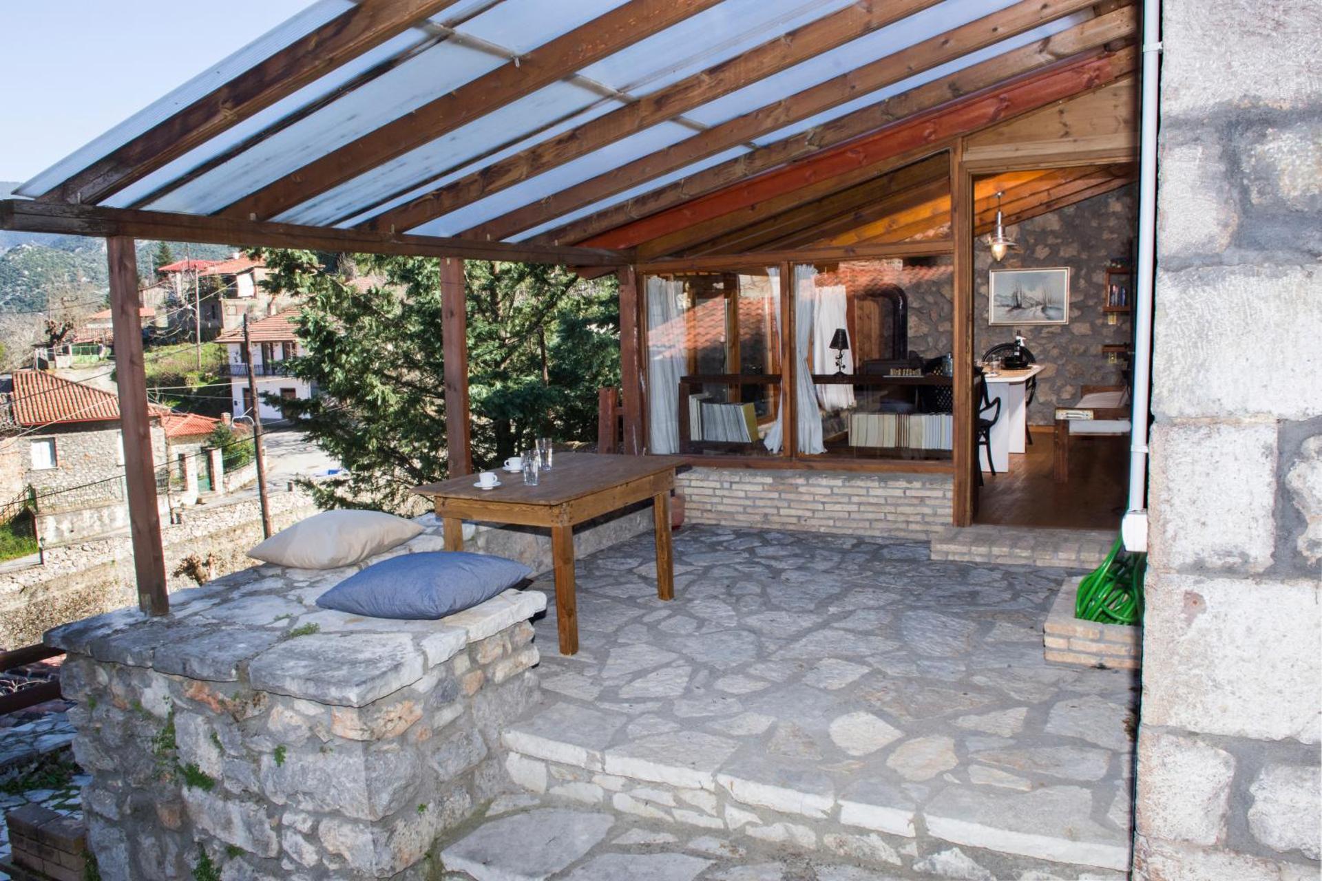 Stone house on the rock - Photo 43