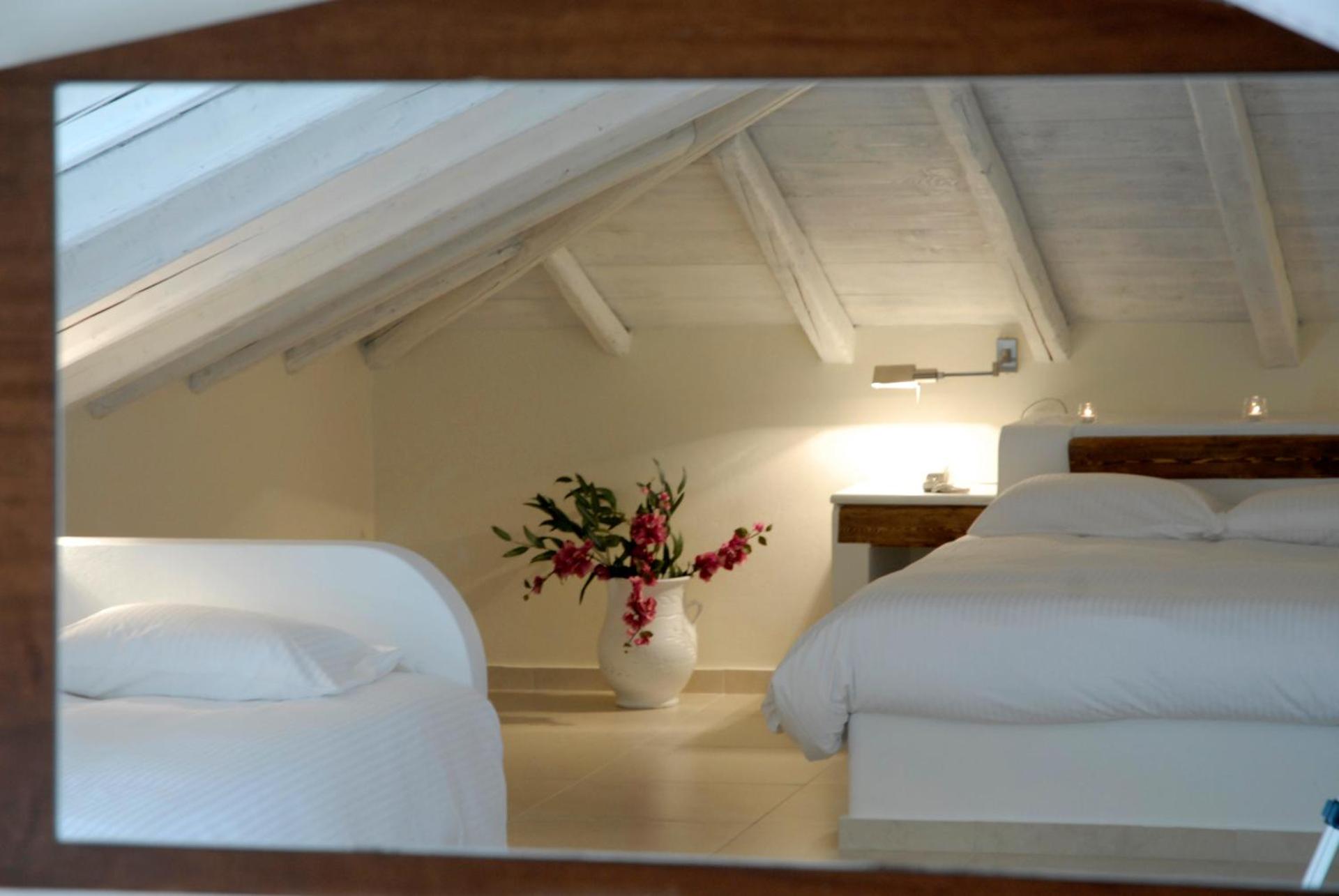 Mistral Hotel - Photo 63