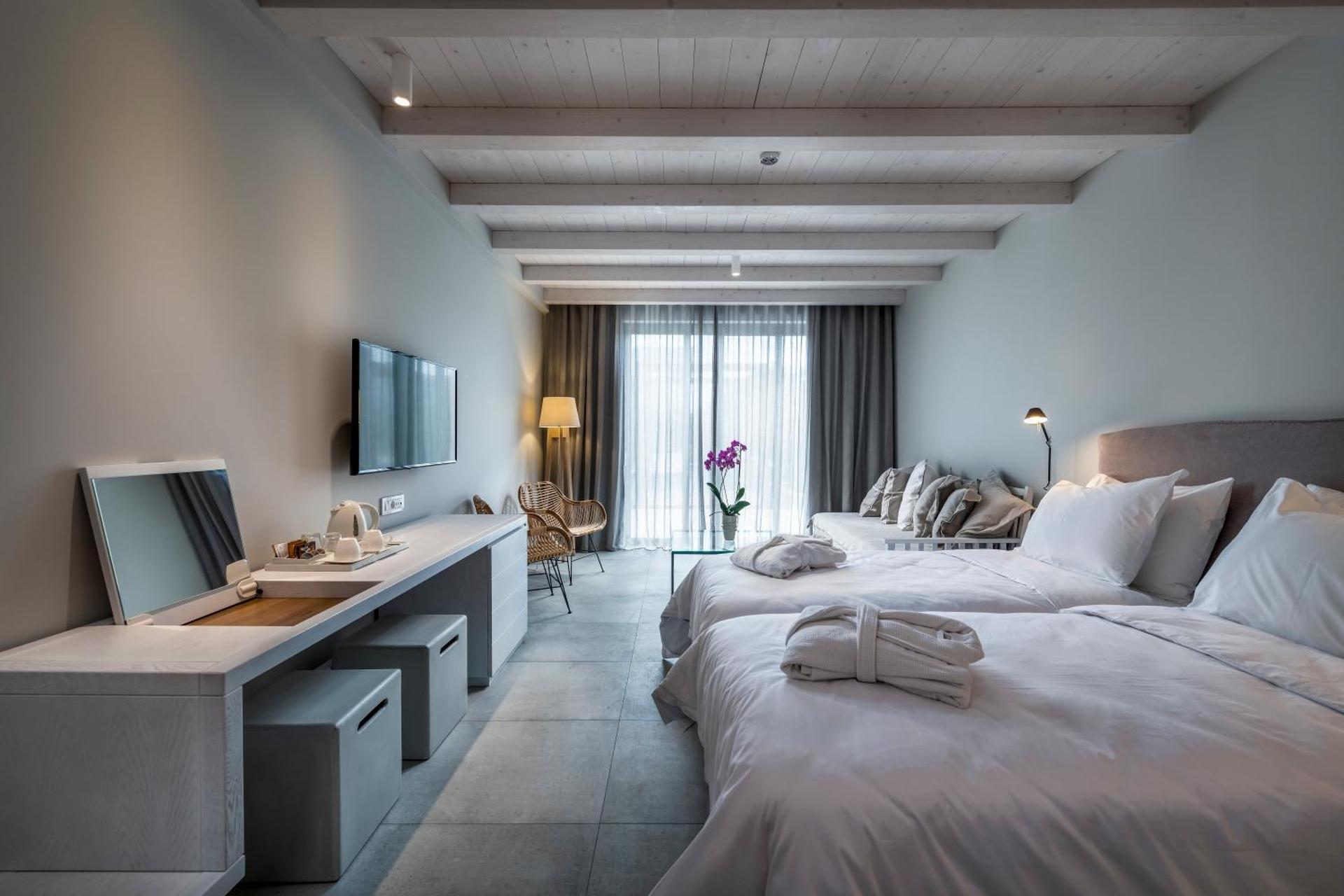 Caravia Beach Hotel - Photo 33
