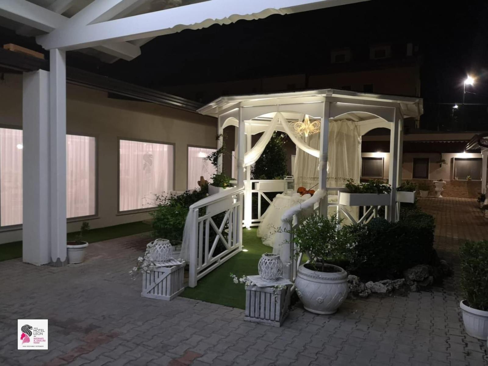 Hotel Leon - Ristorante Al Cavallino Rosso - Photo 9