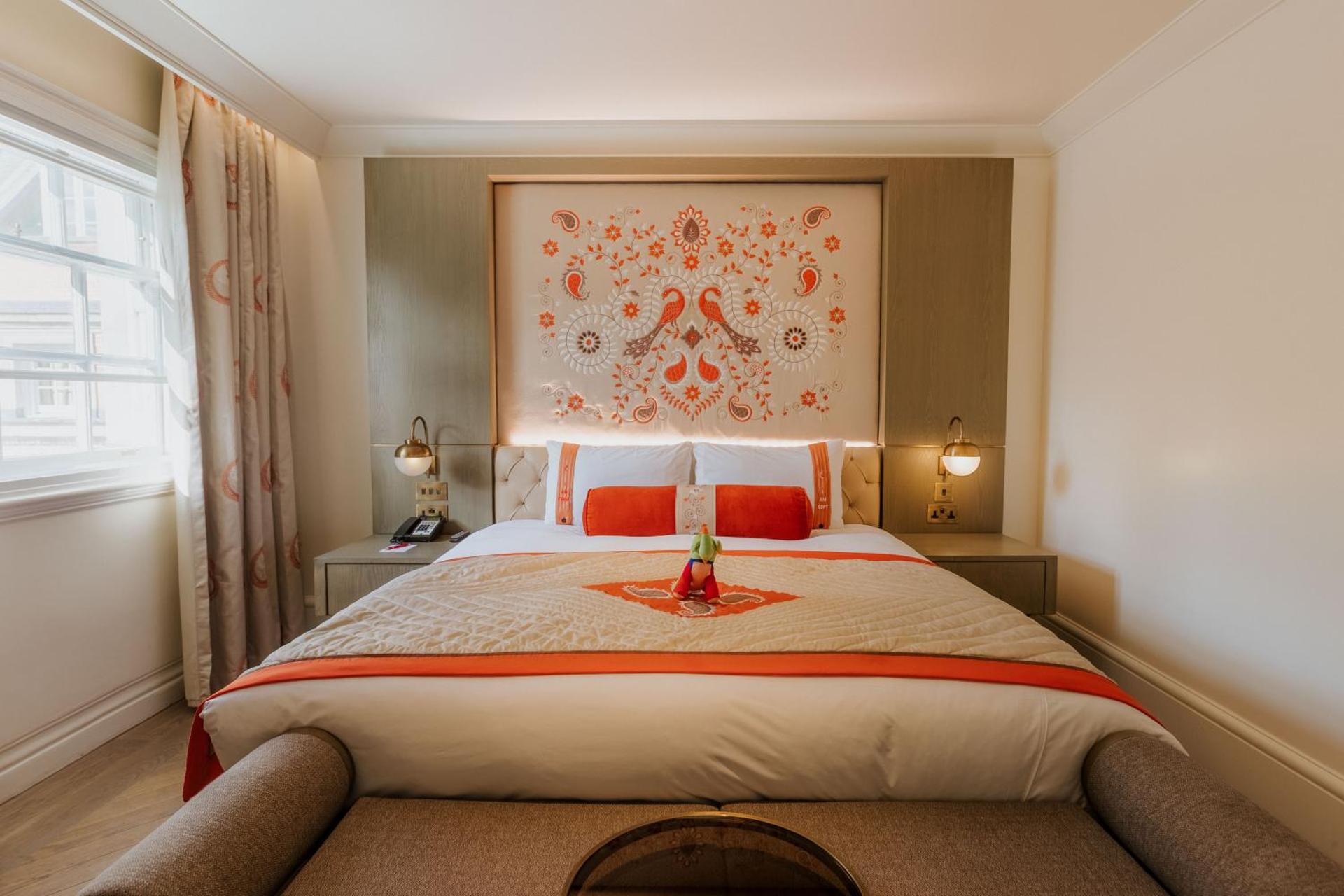 The LaLit London - Photo 46