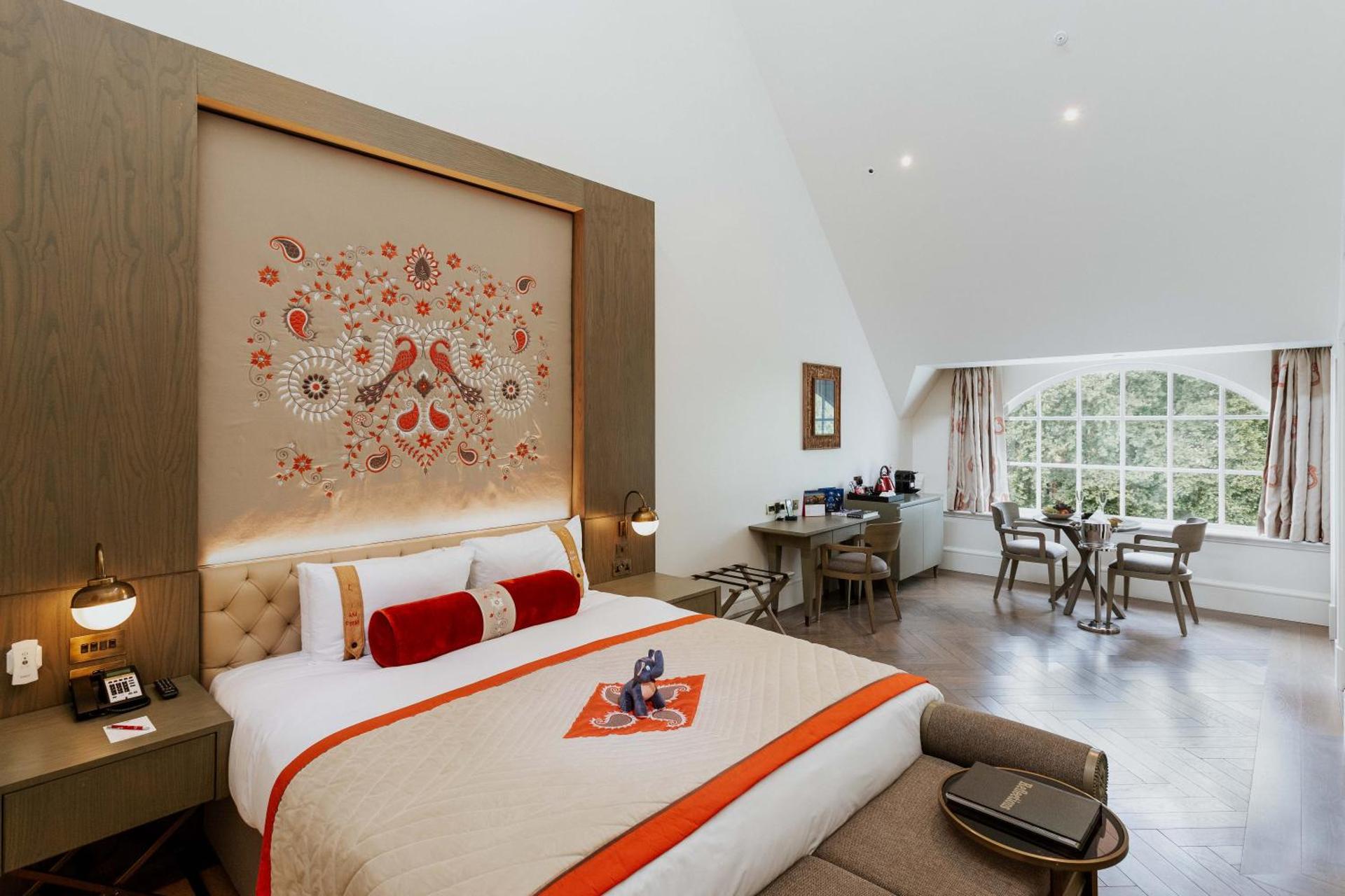 The LaLit London - Photo 20