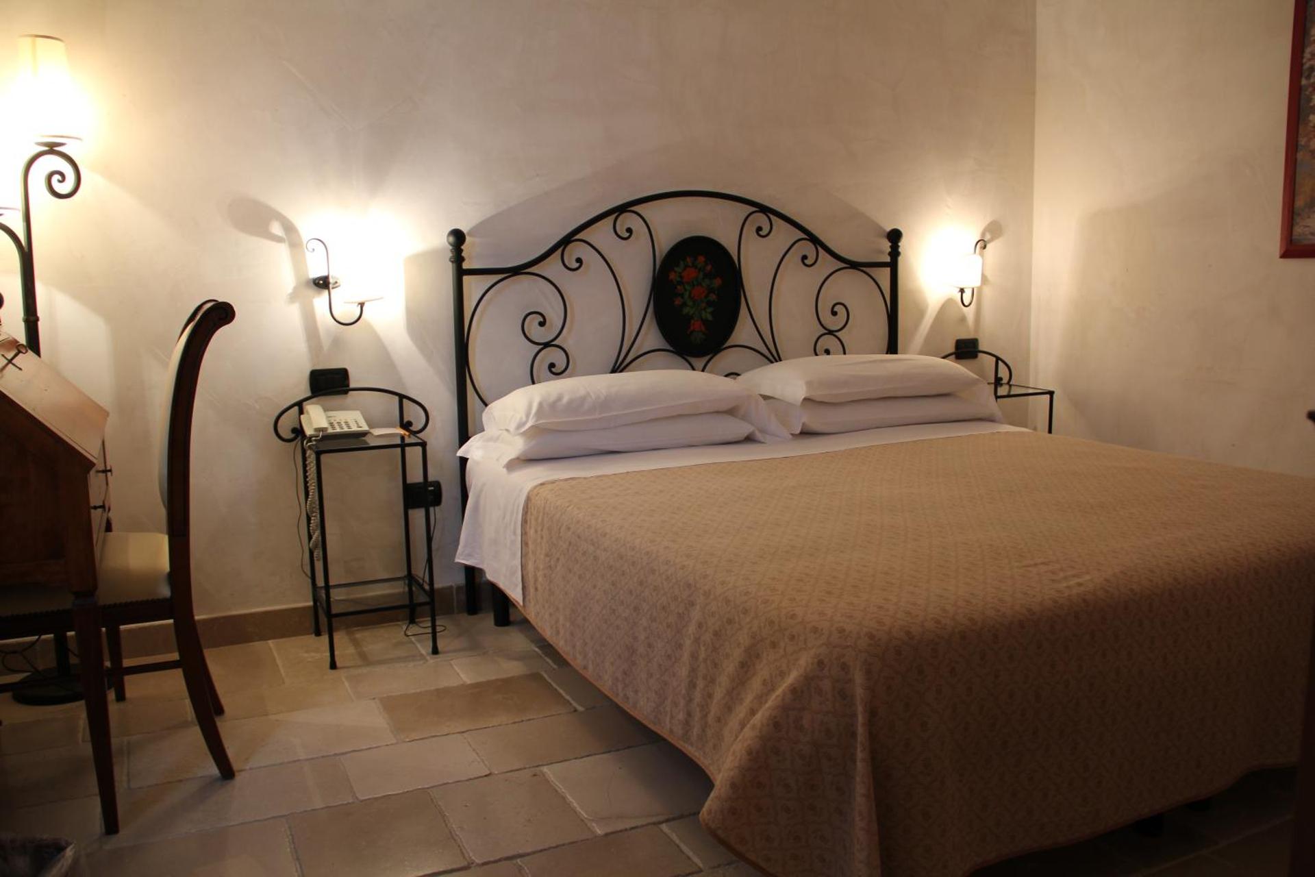 Hotel Masseria Fortificata Donnaloia - Photo 59