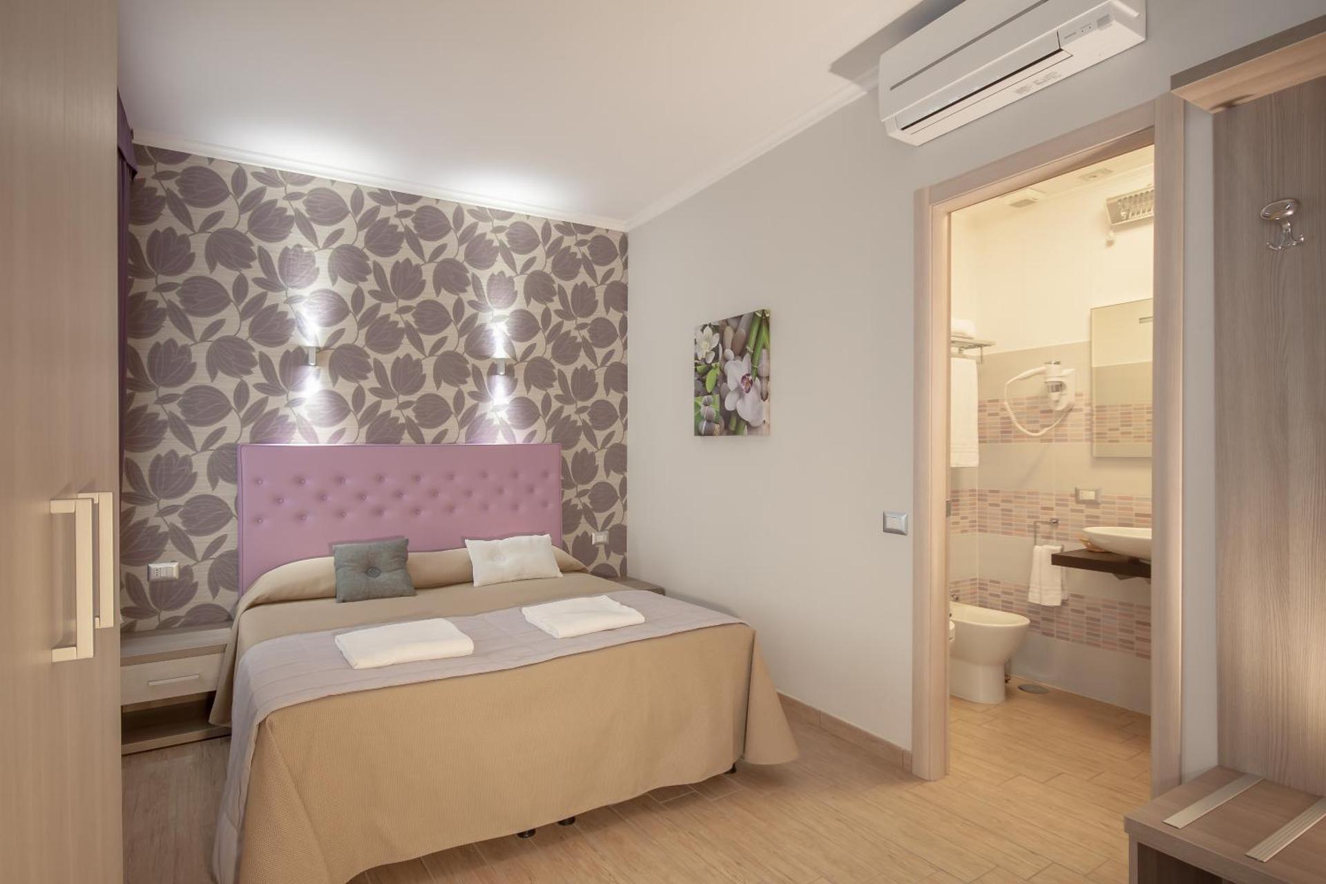 Rome Kings Suite - Photo 10