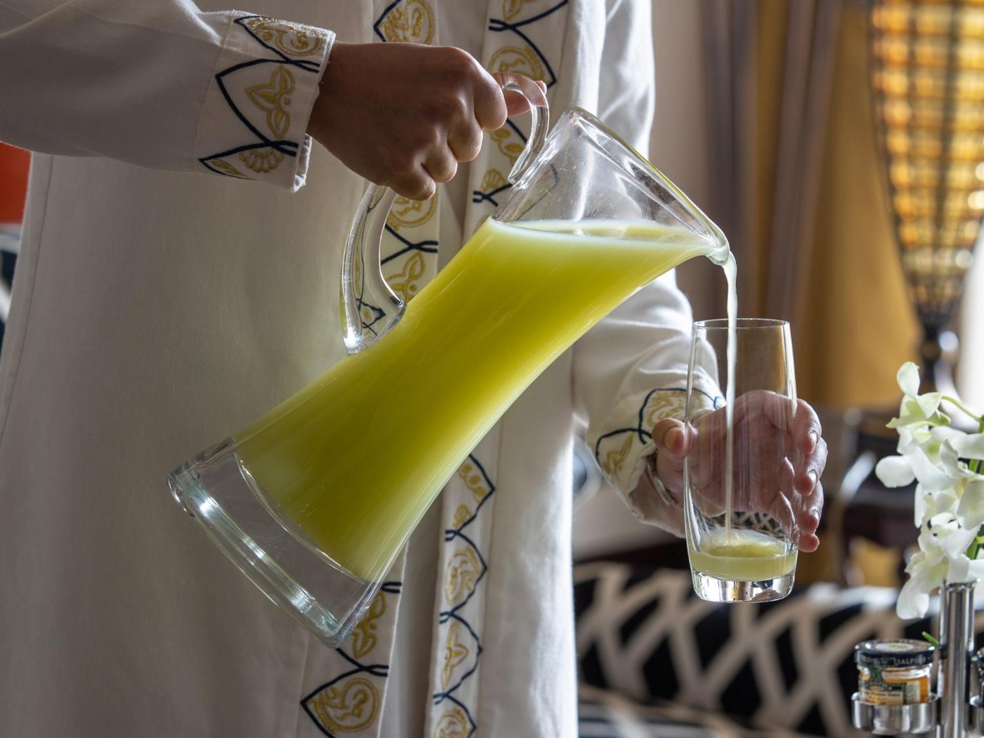 Jumeirah Al Qasr Dubai - Photo 39