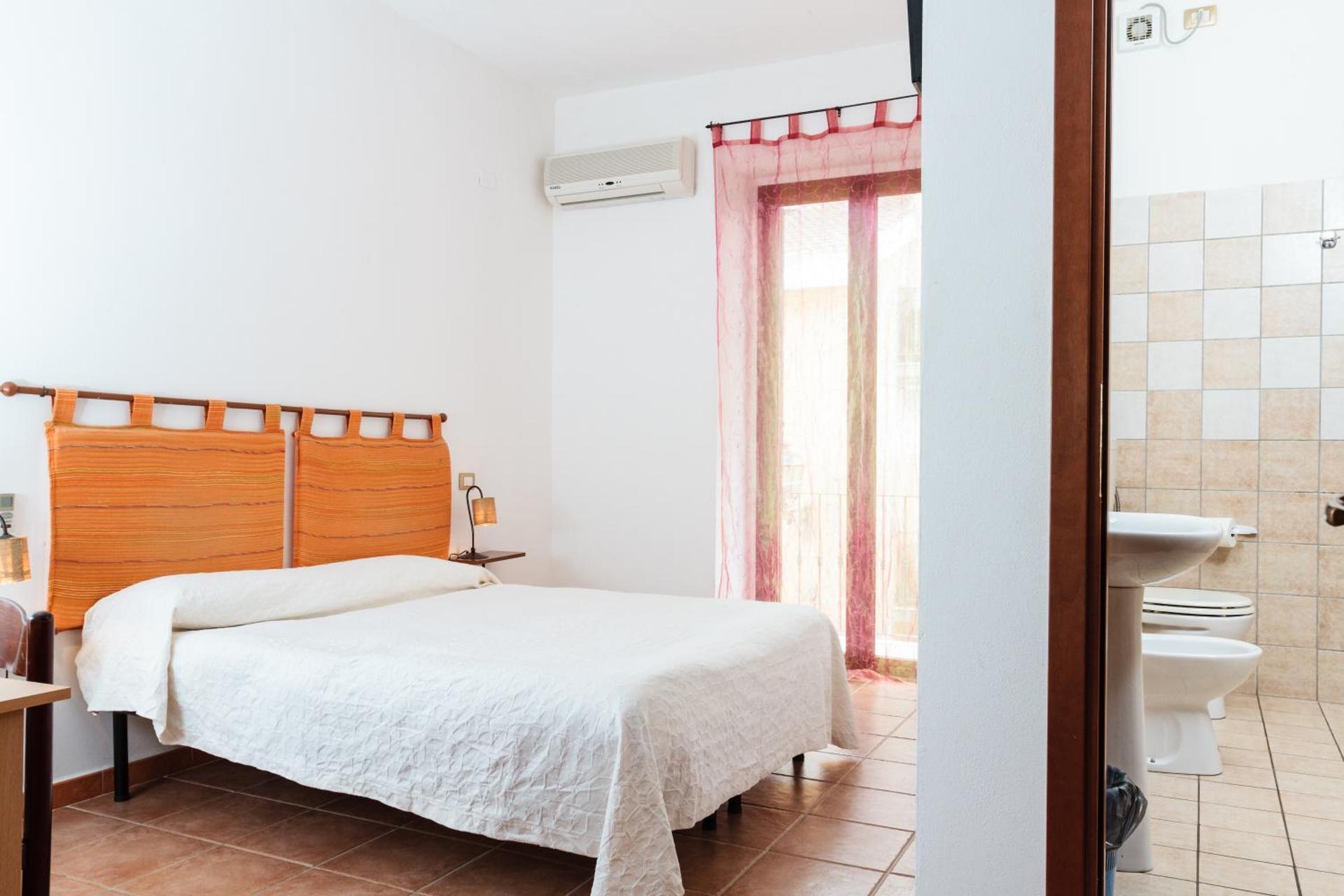 La Mezzanella Guesthouse - Photo 25