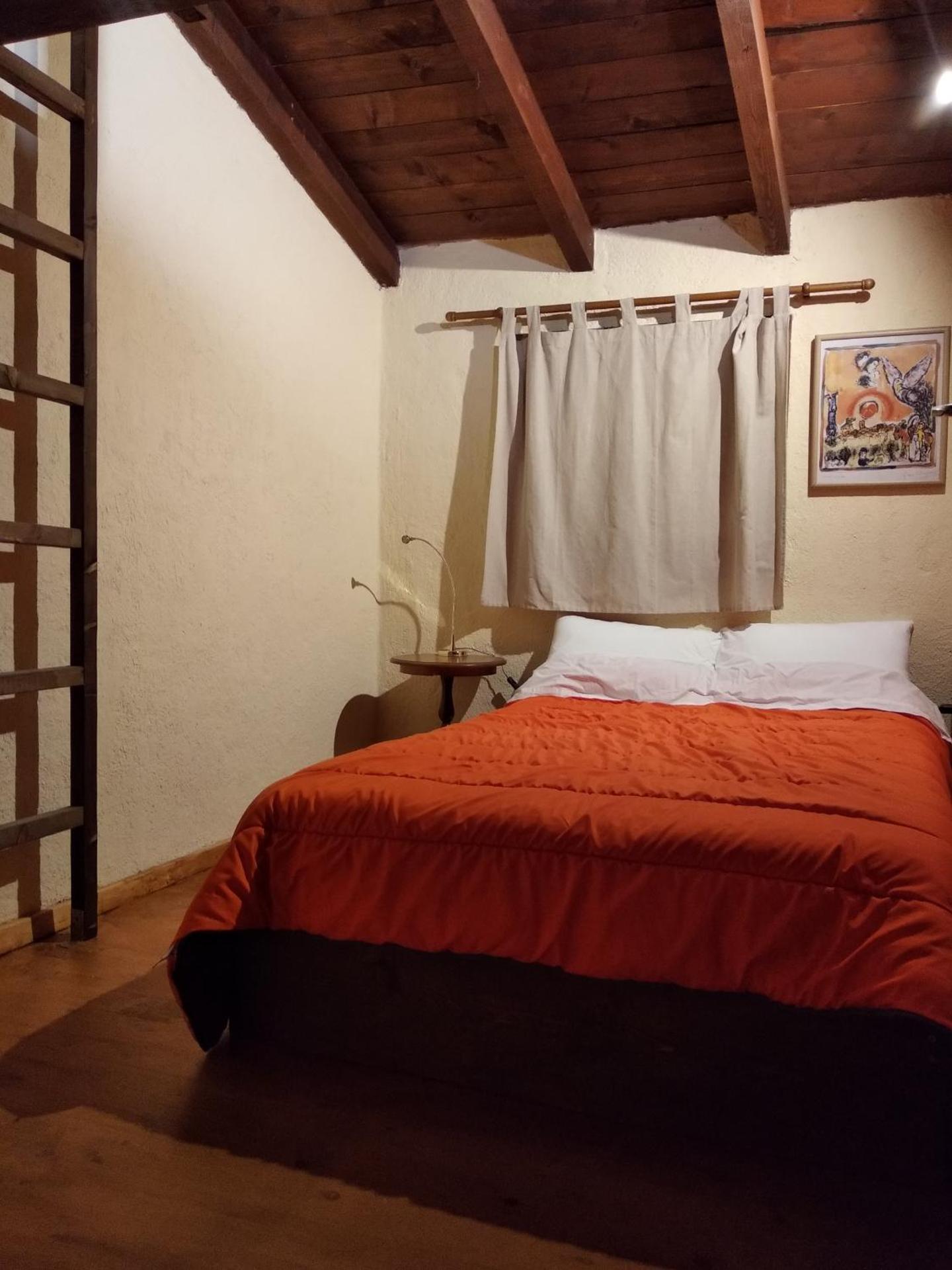 Stone house on the rock - Photo 10