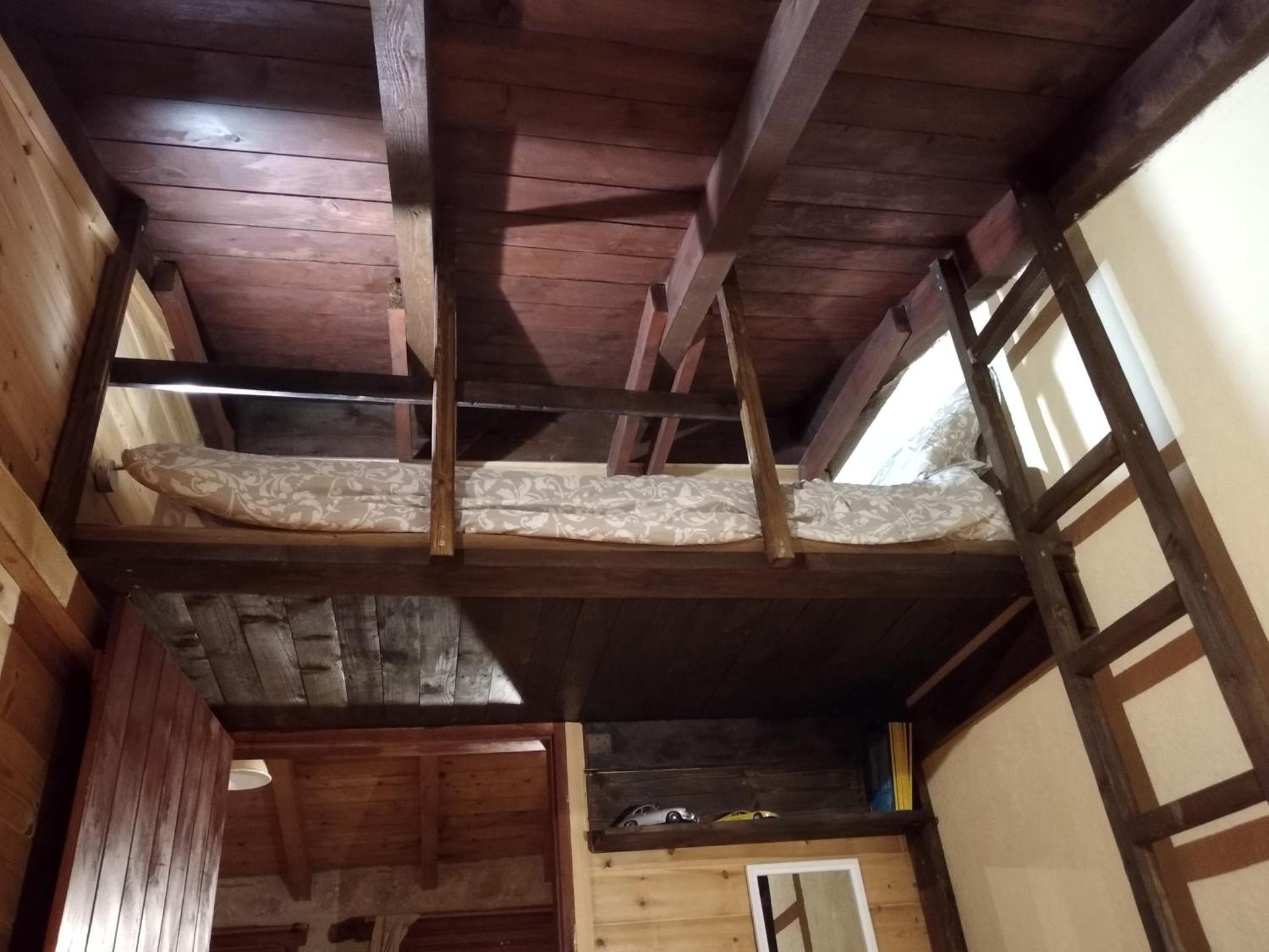 Stone house on the rock - Photo 12