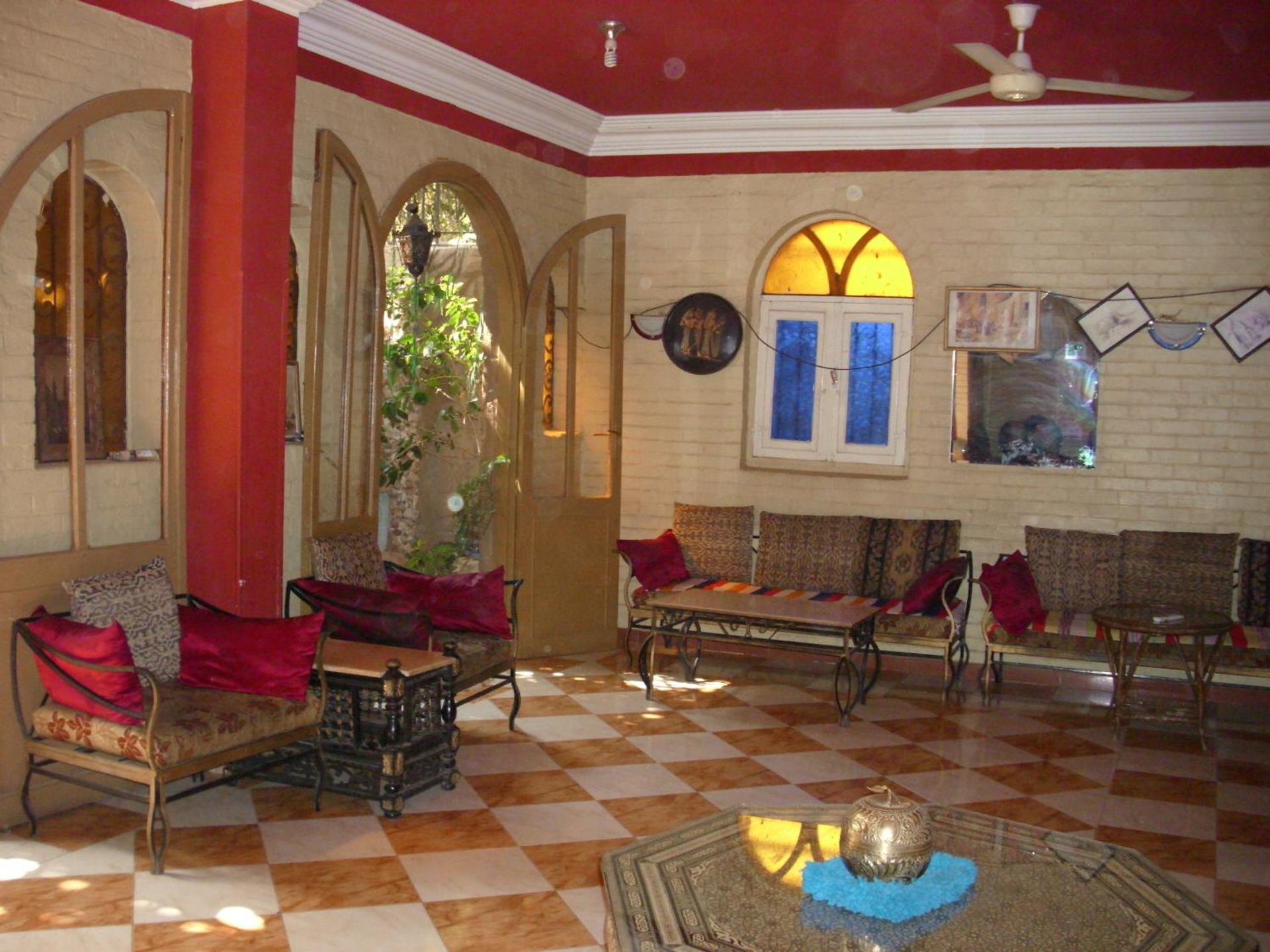 Ramsess Hostel - Photo 12