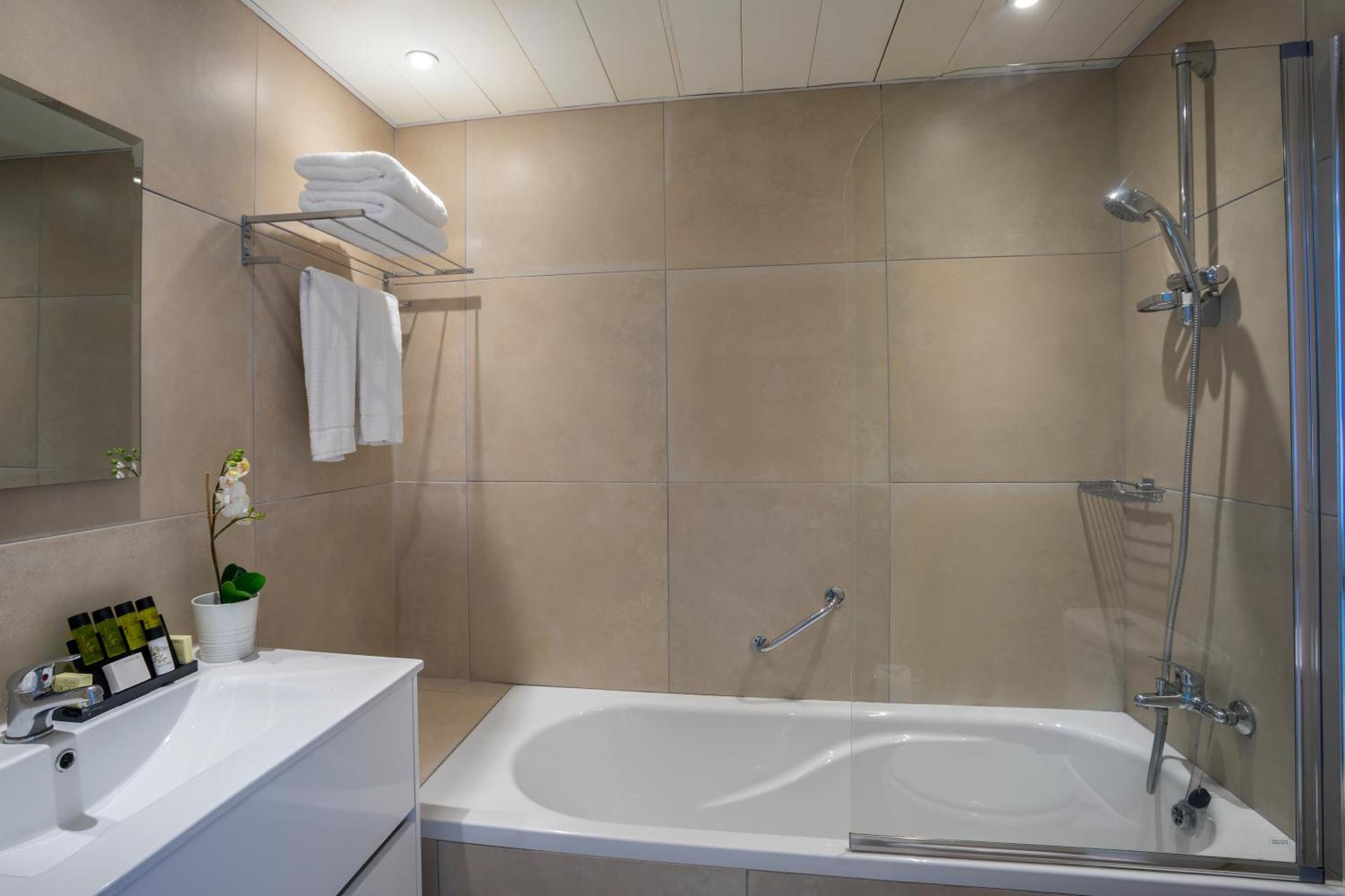 Leonardo Laura Beach & Splash Resort - Photo 48