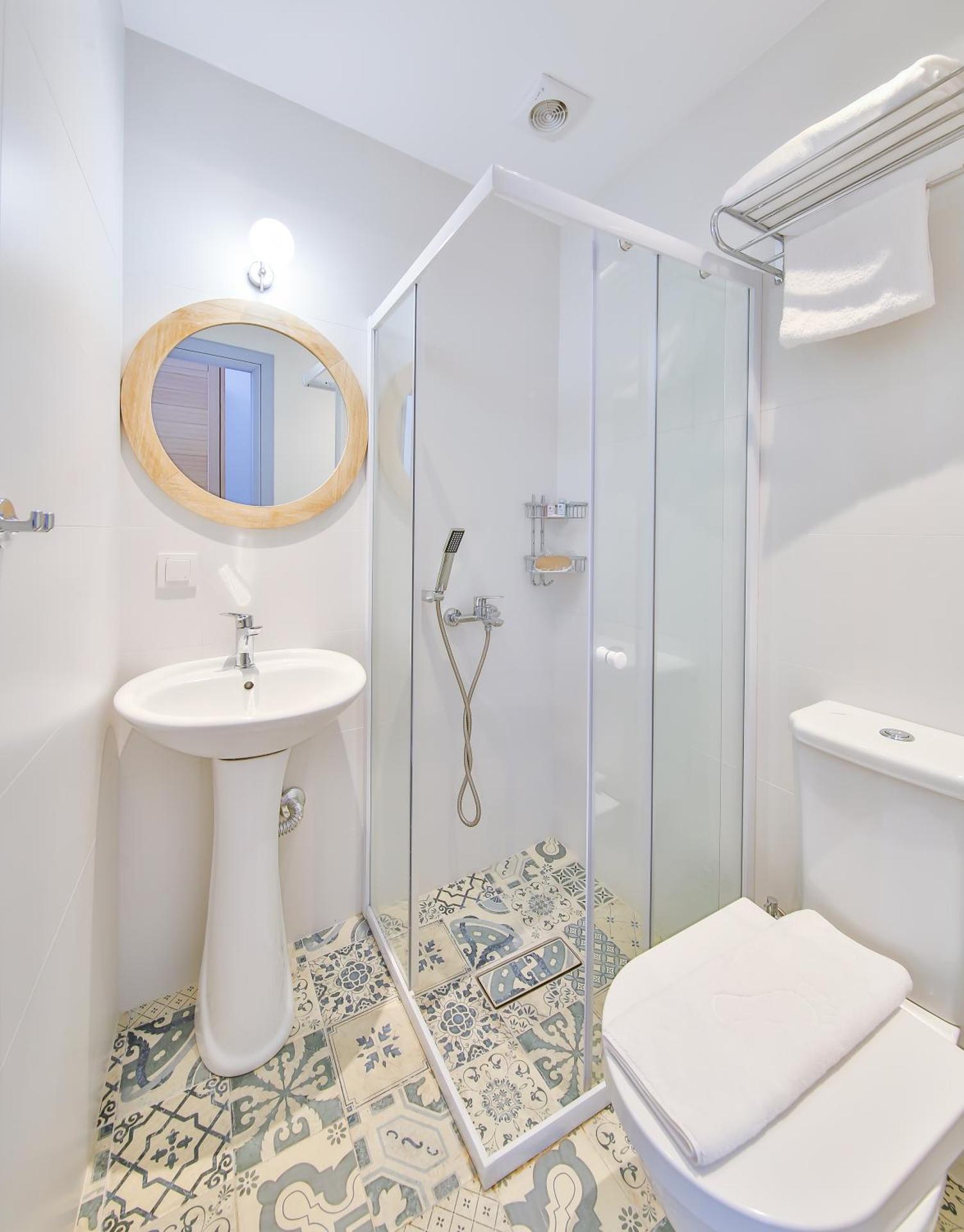 Dias Hotel - Photo 29