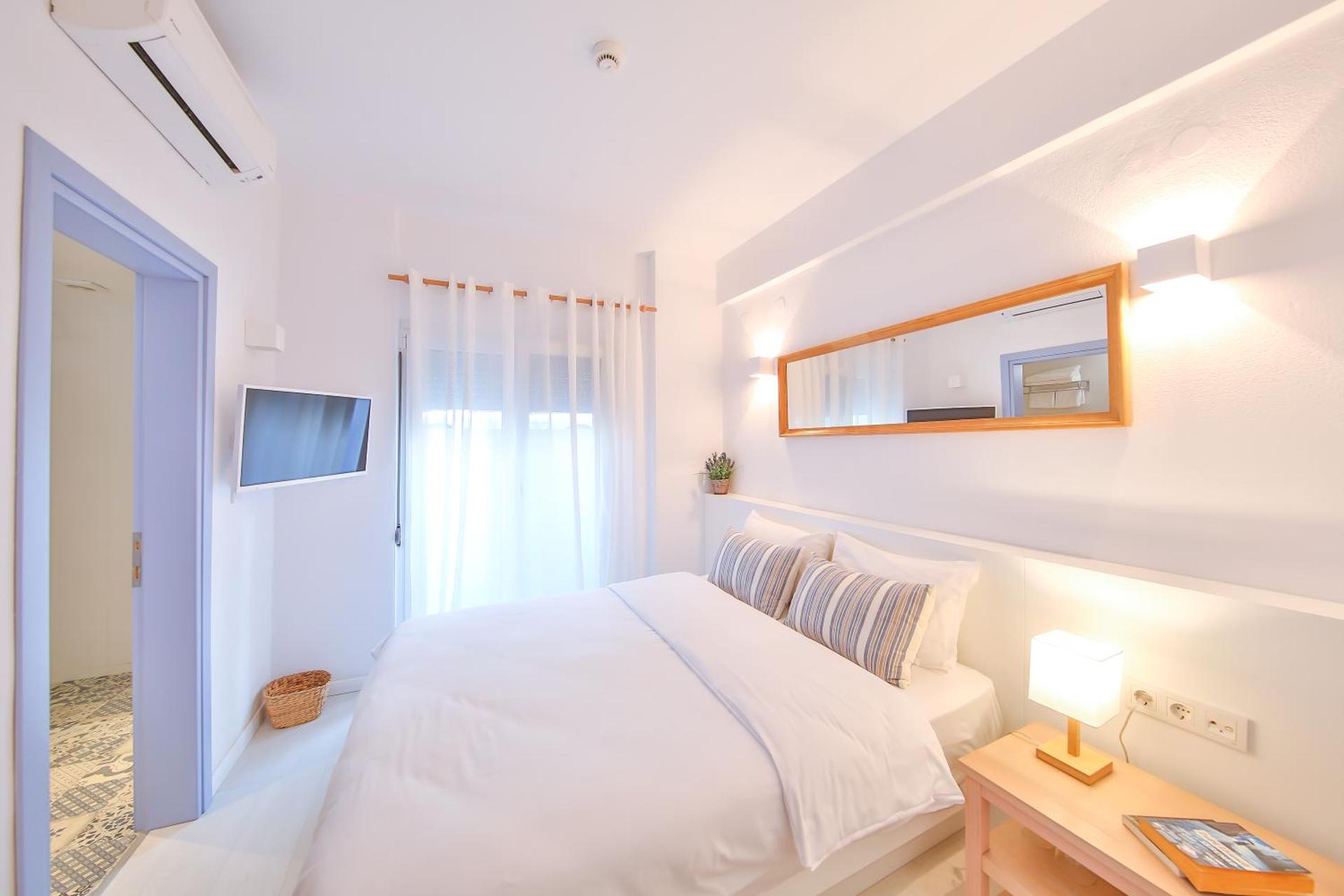 Dias Hotel - Photo 33