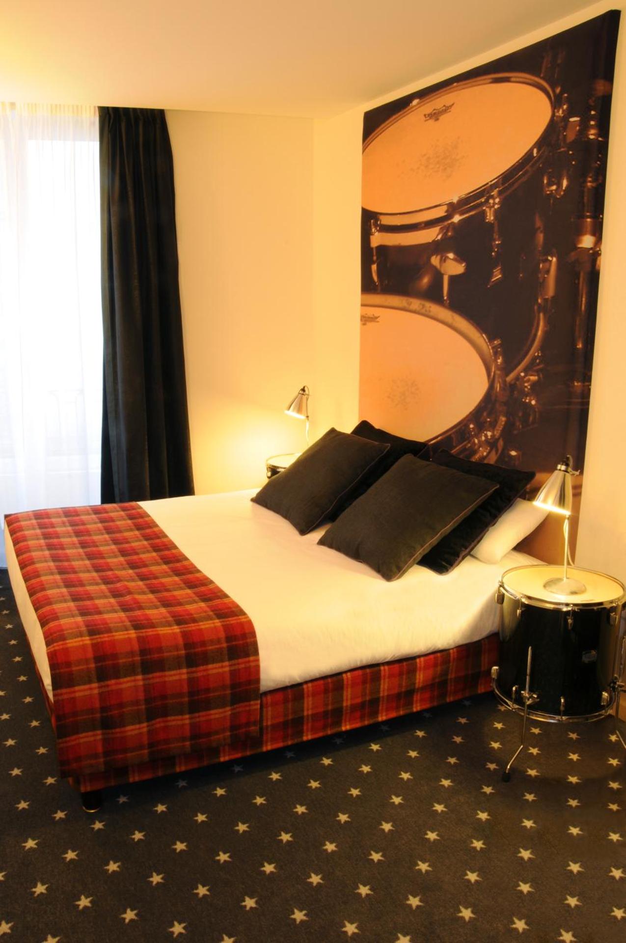 Hôtel du Triangle d'Or - Photo 15