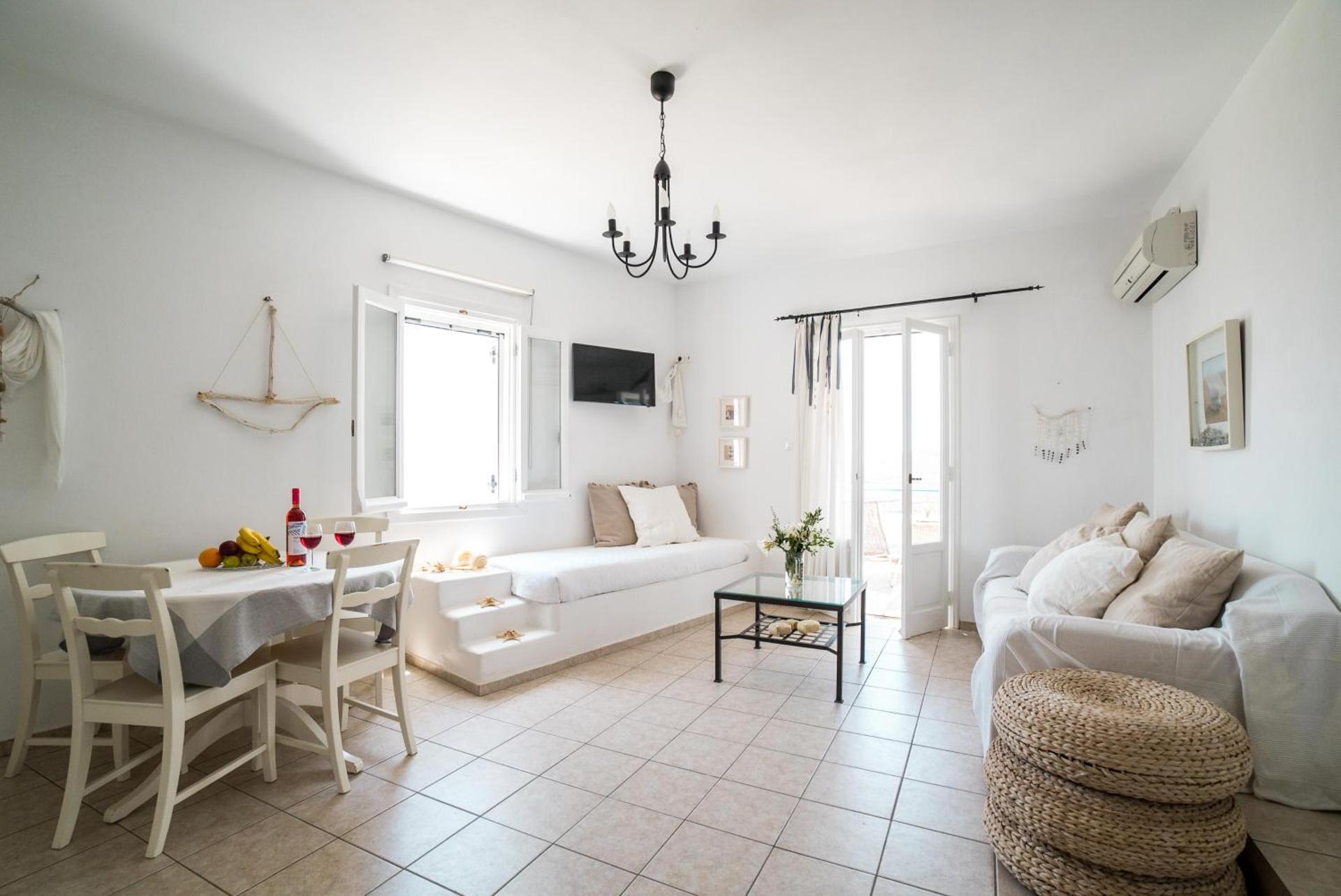 Plori Studios and Apartments - Photo 31