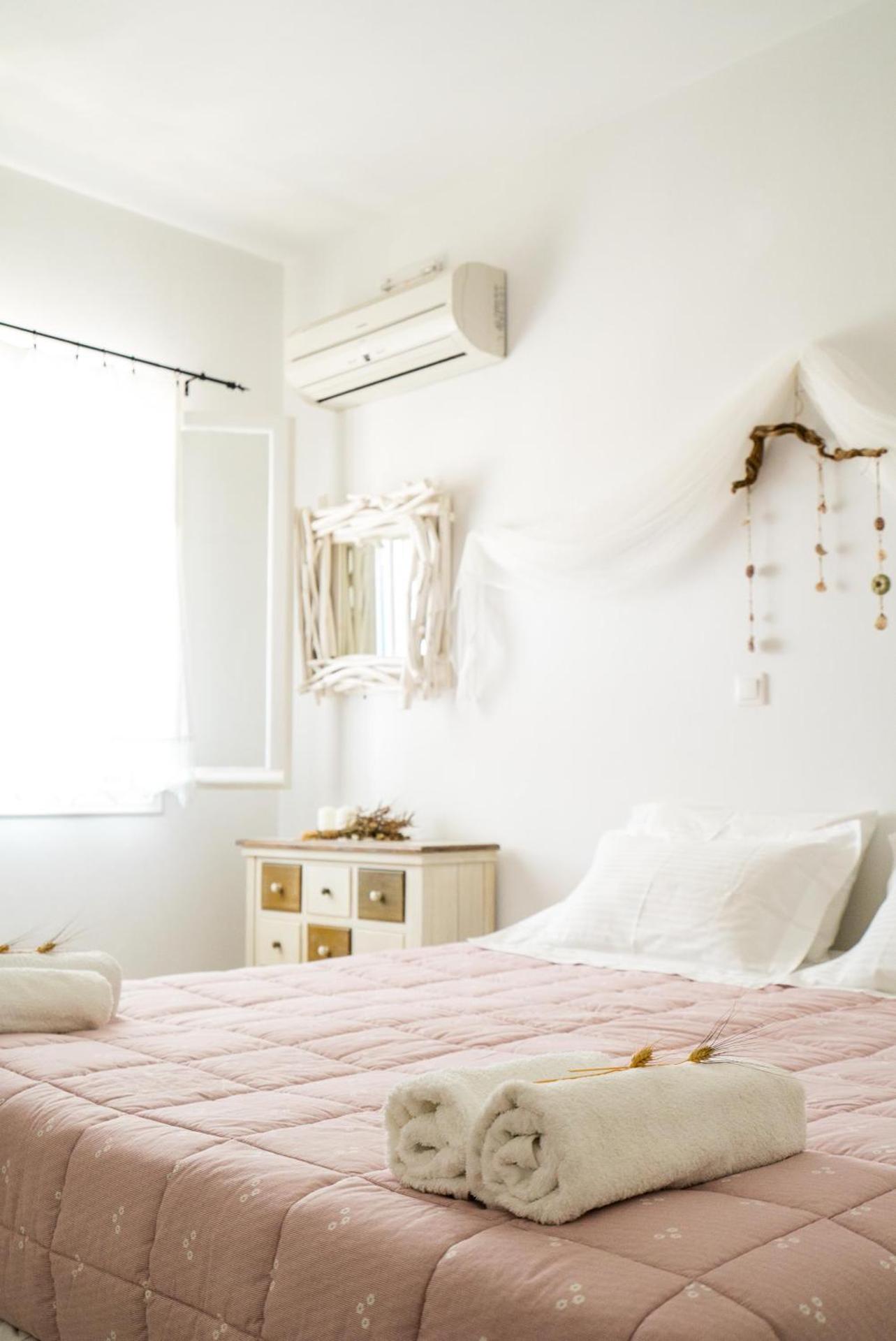 Plori Studios and Apartments - Photo 4