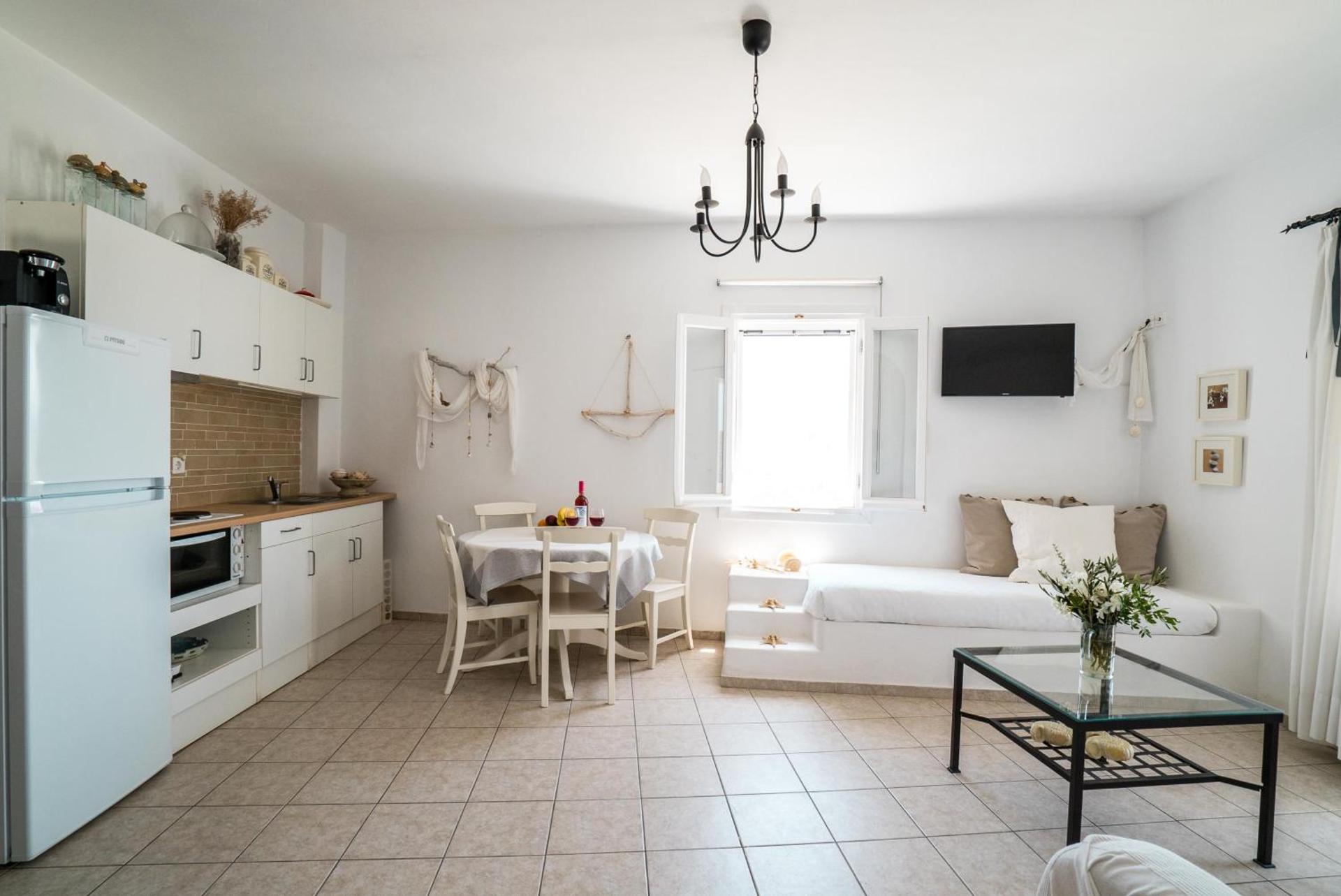 Plori Studios and Apartments - Photo 35