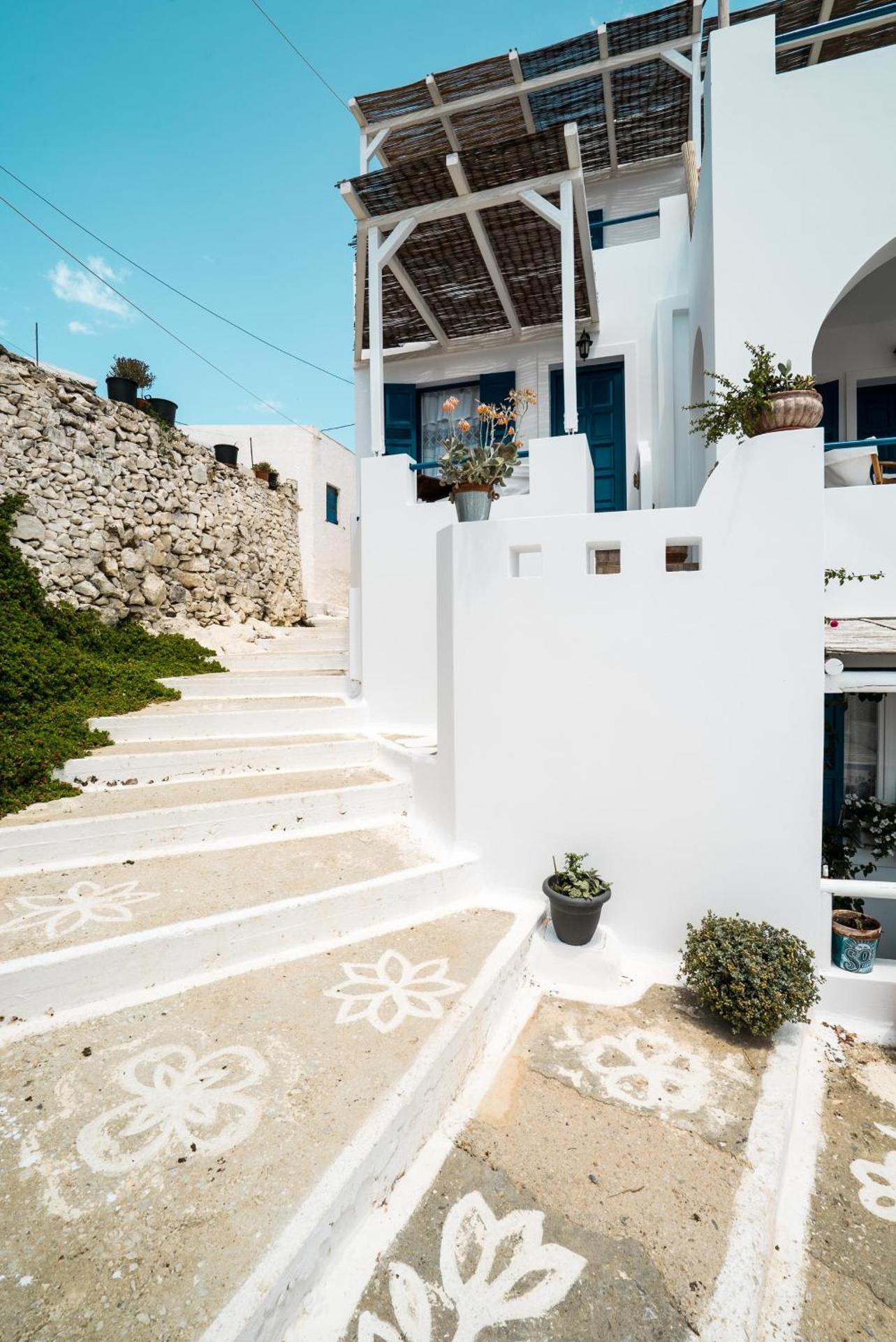 Plori Studios and Apartments - Photo 49