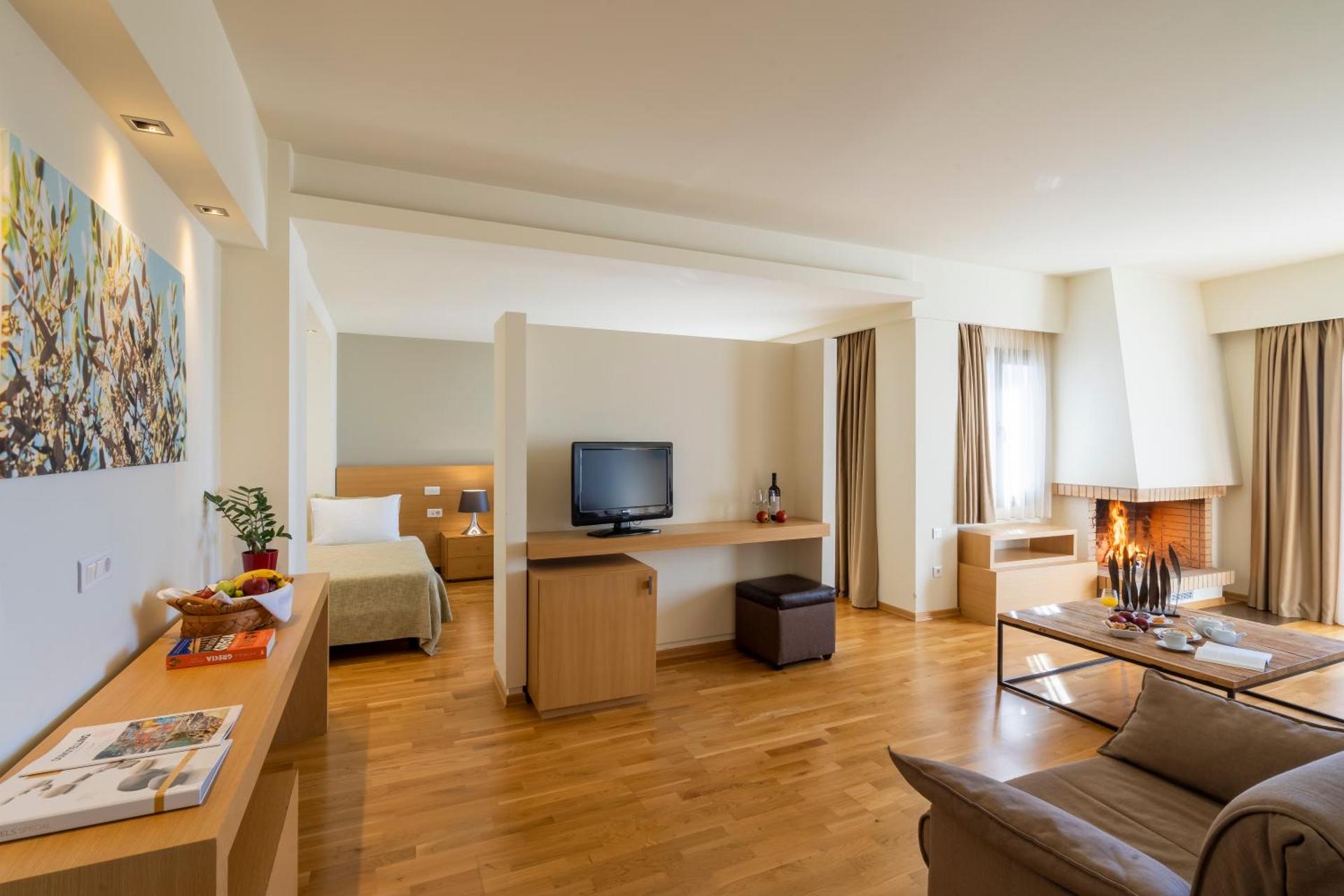 Executive Suite - Delphi Valley View