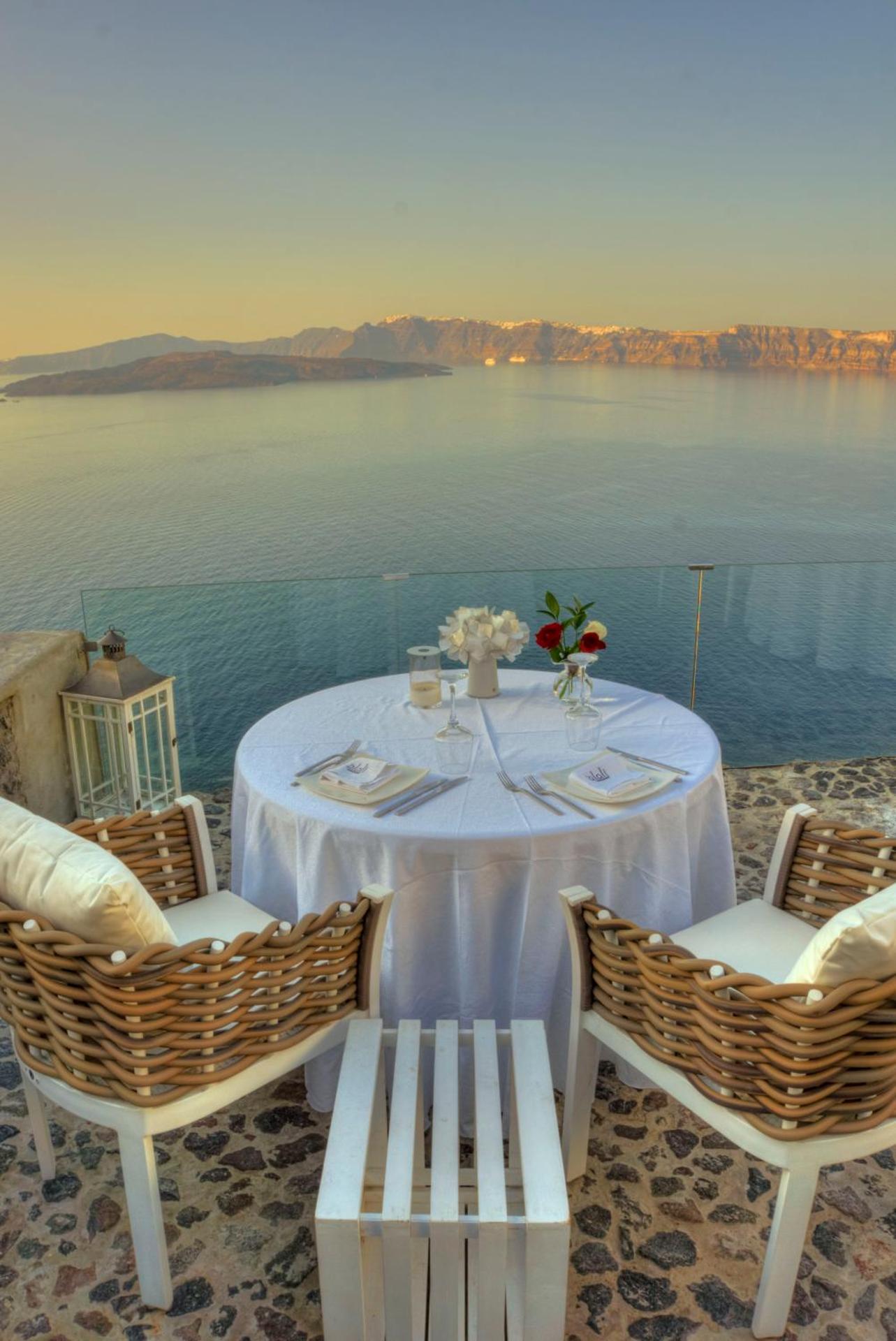 Astarte Suites - Photo 7