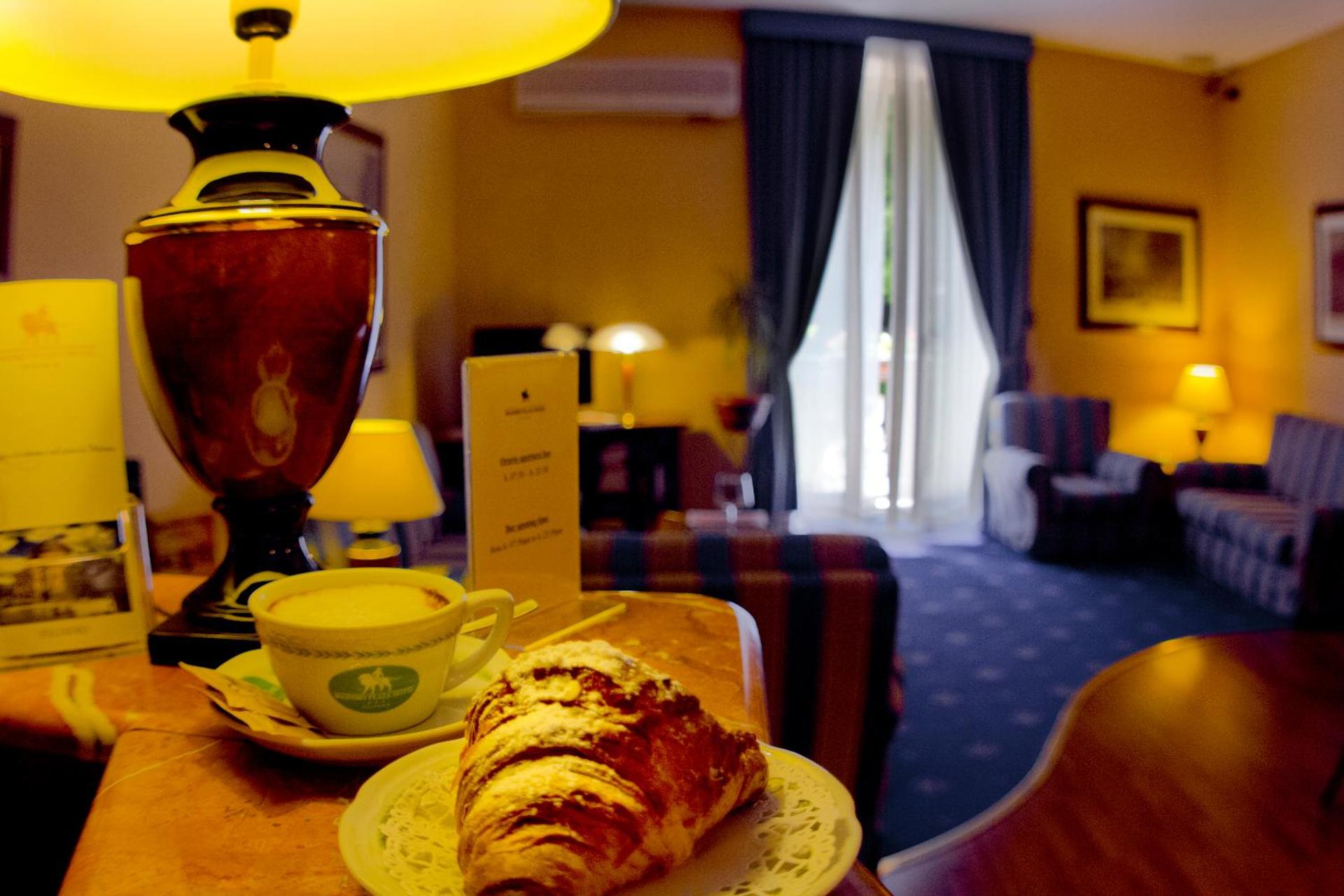 Massimo Plaza Hotel - Photo 51